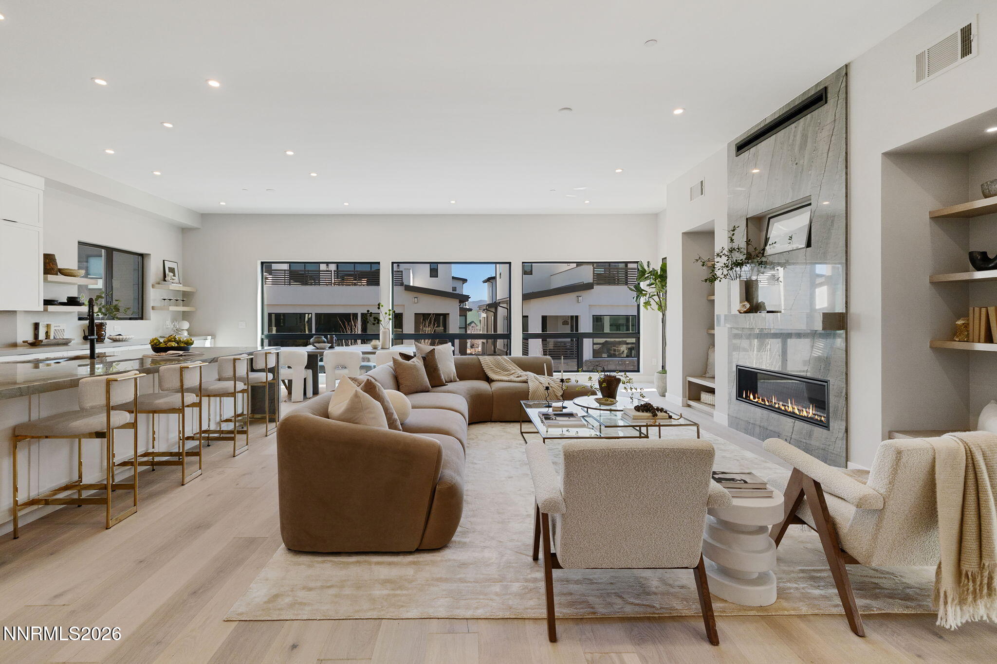 19-web-or-mls-42 Campolina St 25-20