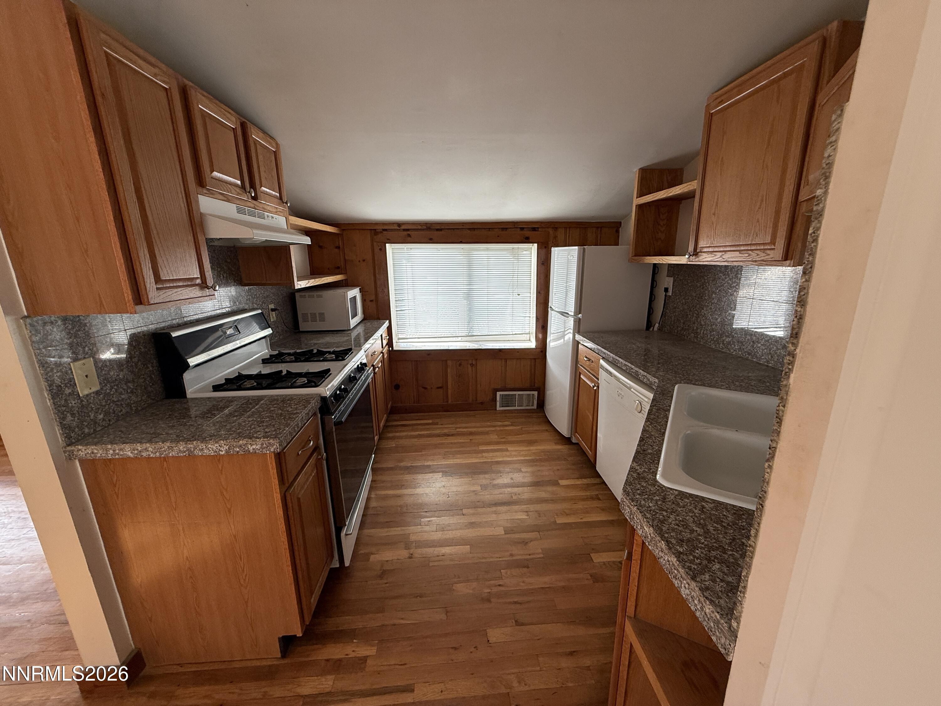 1610 N Stewart Street