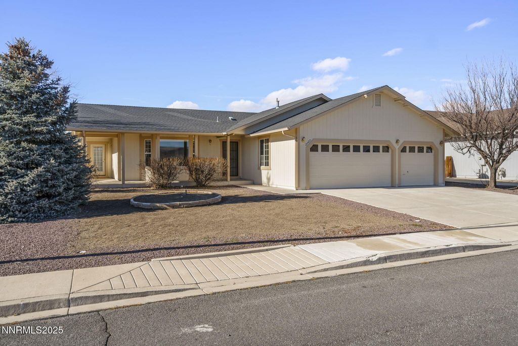Photo of 2125 Lenticular Drive, Sparks, NV 89441 (MLS # 260000308)