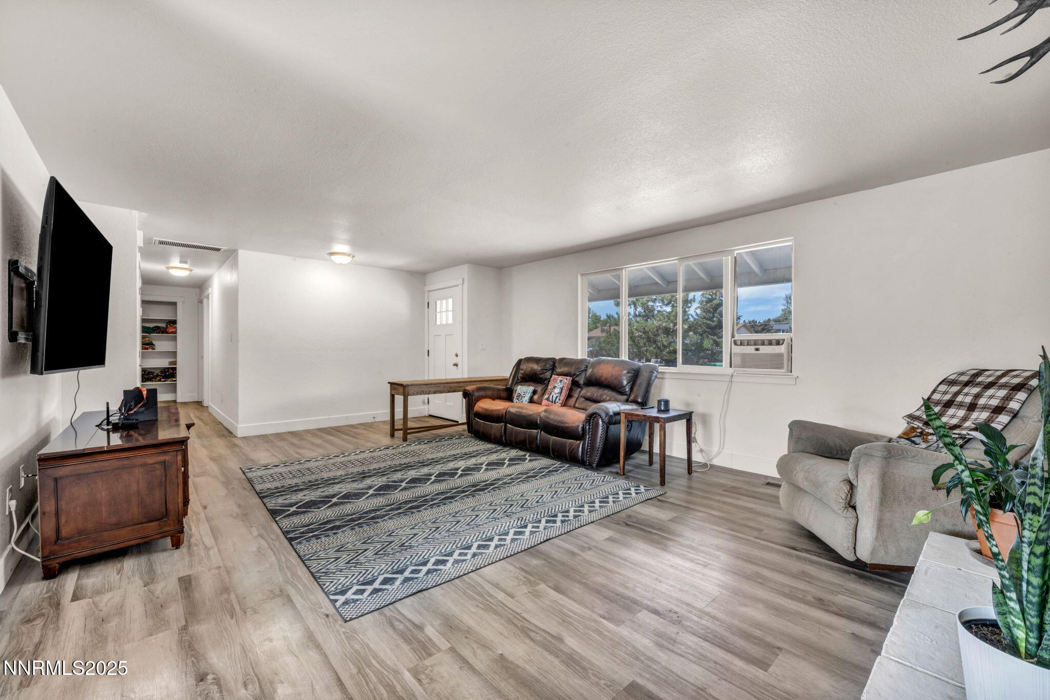 45-web-or-mls-3450-deer-foot-ln