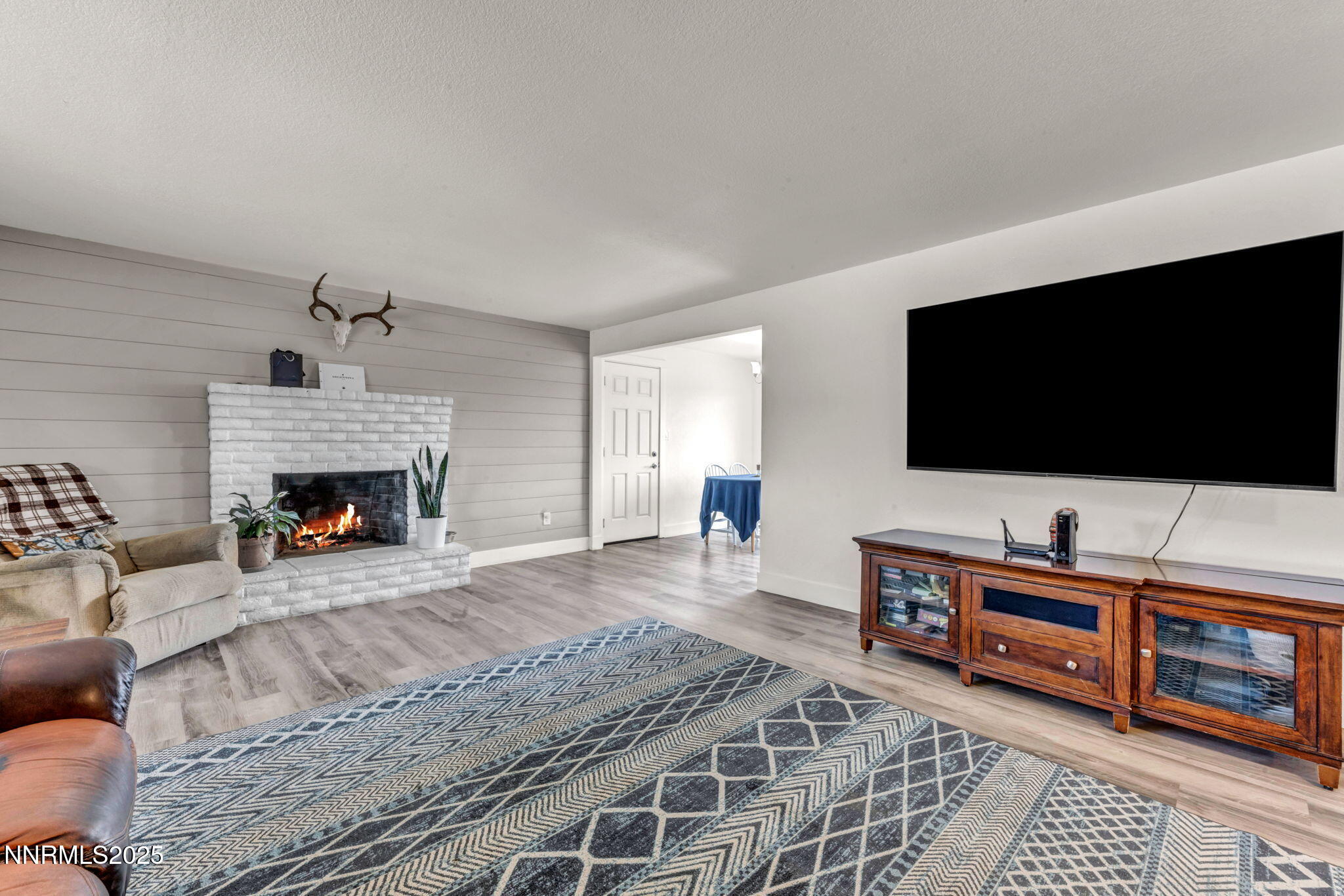 44-web-or-mls-3450-deer-foot-ln