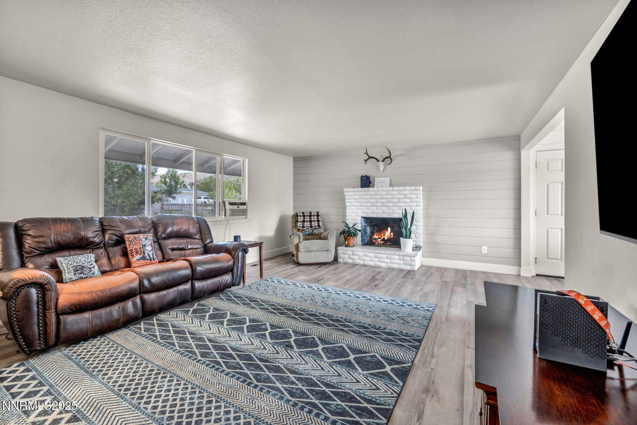 43-web-or-mls-3450-deer-foot-ln