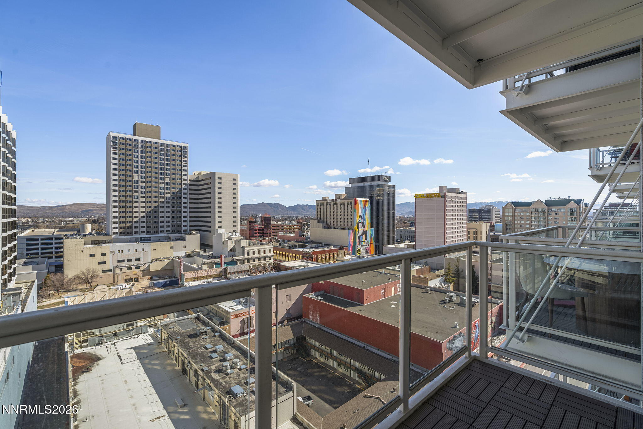 20-web-or-mls-_DSC9571