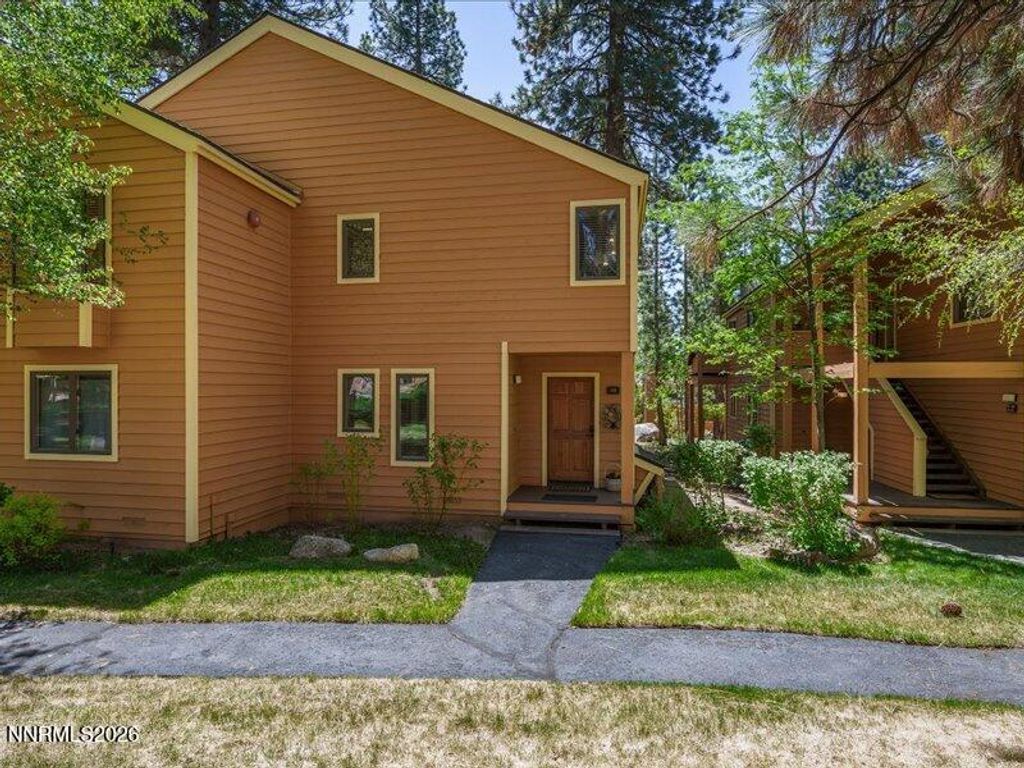 Photo of 947 Incline Way #UNIT 172, Incline Village, NV 89451 (MLS # 260006210)