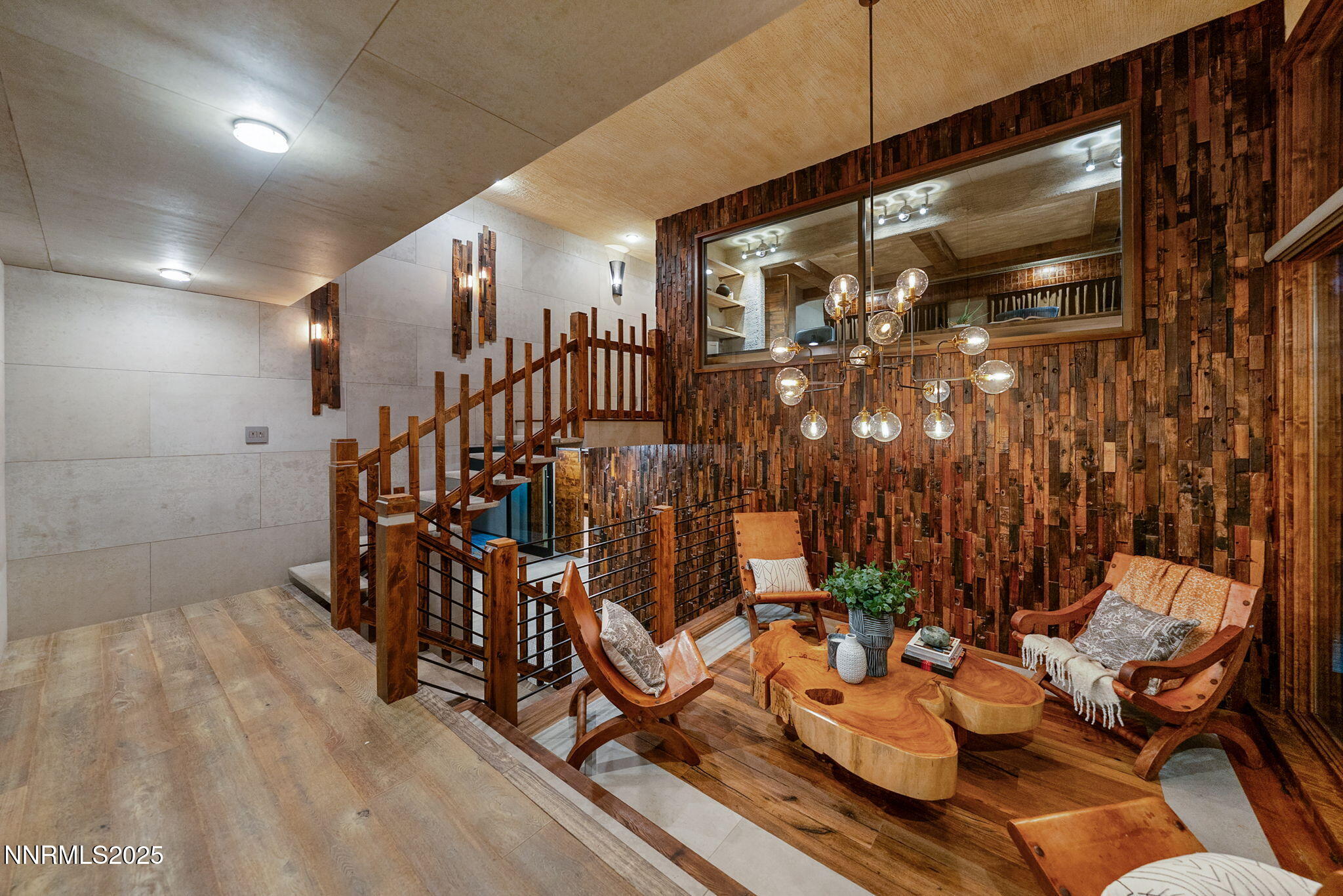 29-web-or-mls-1825 Manzanita-8