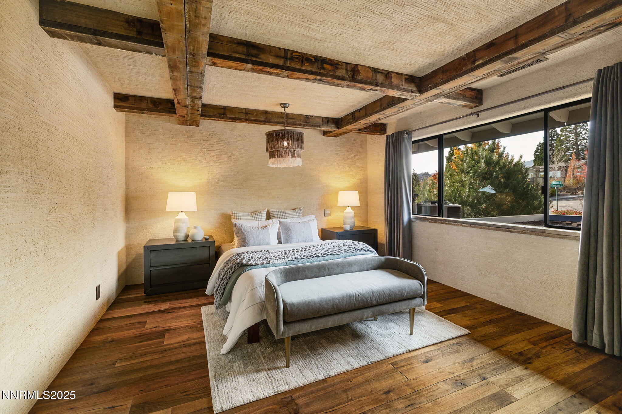 62-web-or-mls-1825 Manzanita-41