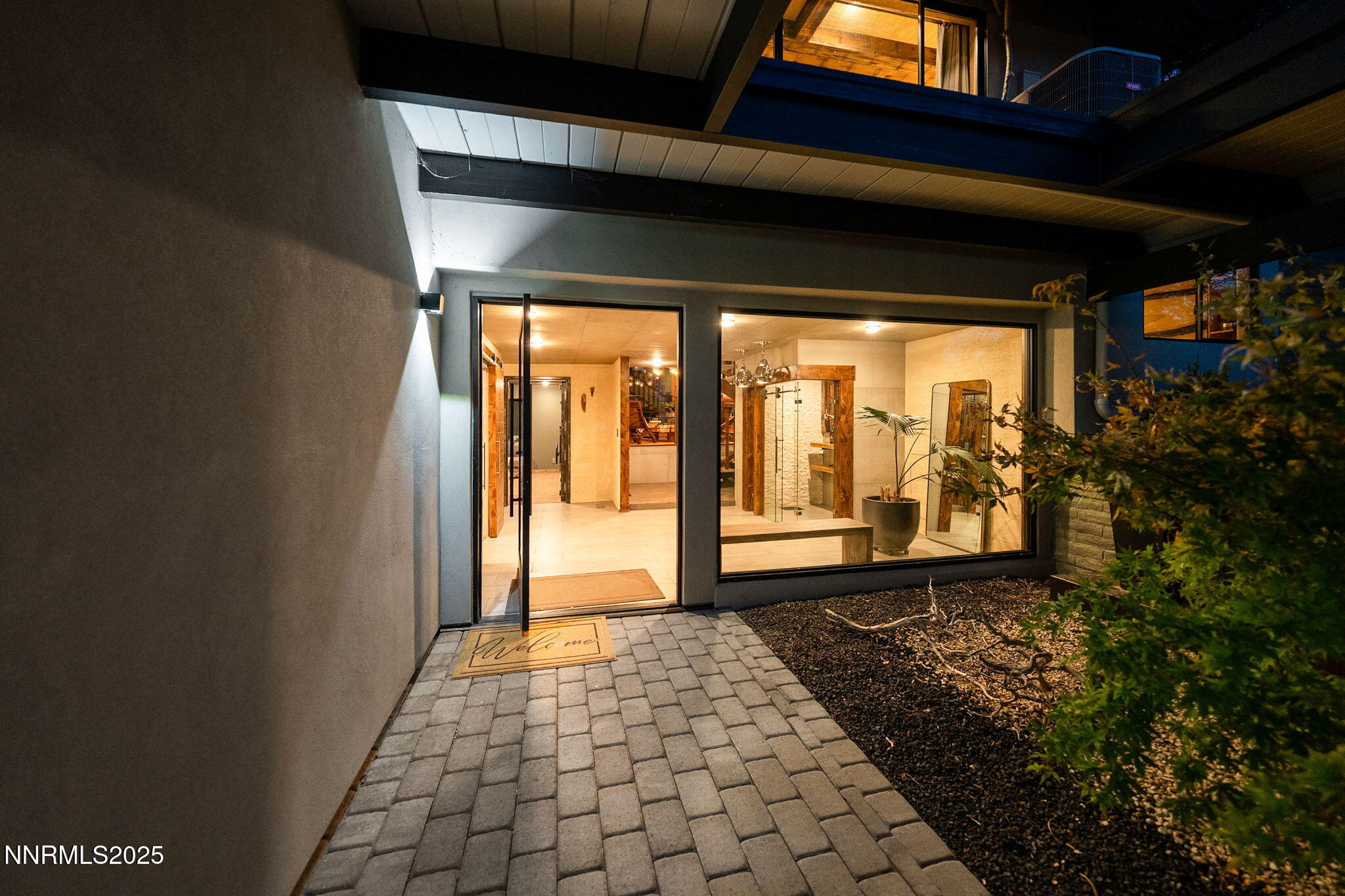 22-web-or-mls-1825 Manzanita-2