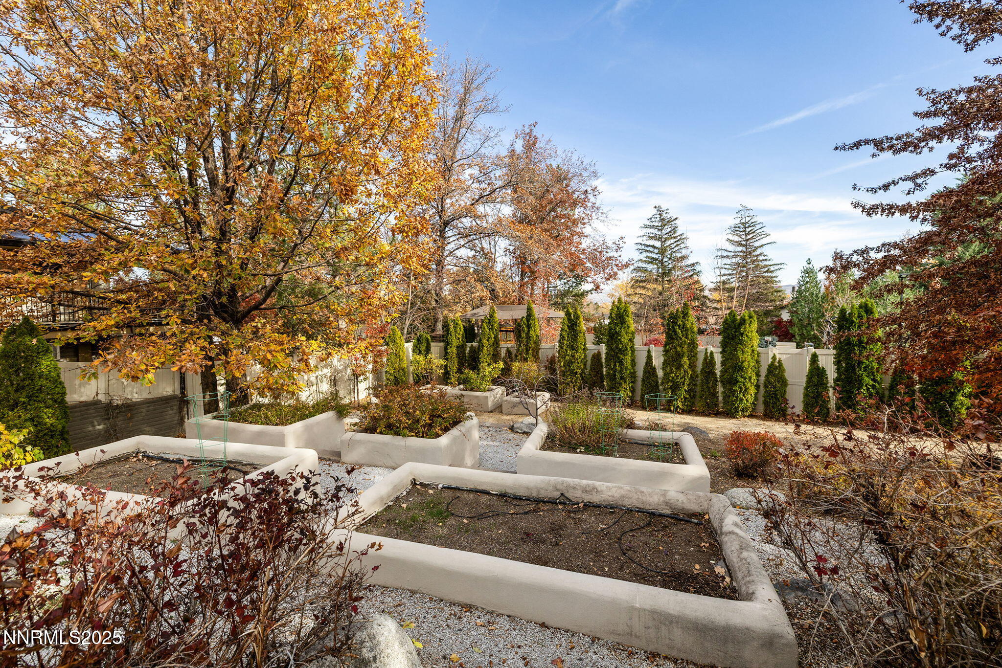 77-web-or-mls-1825 Manzanita-56