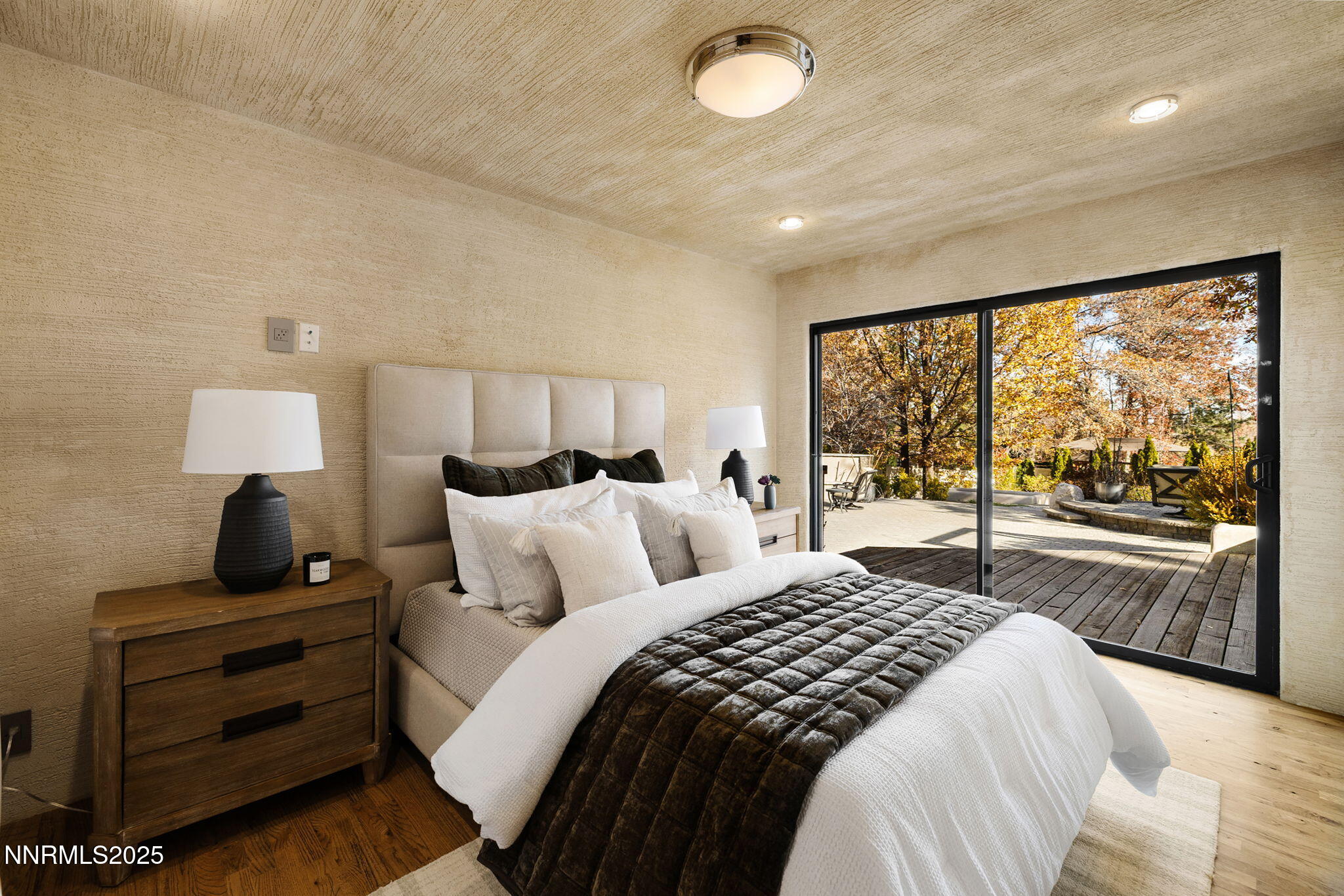 43-web-or-mls-1825 Manzanita-22