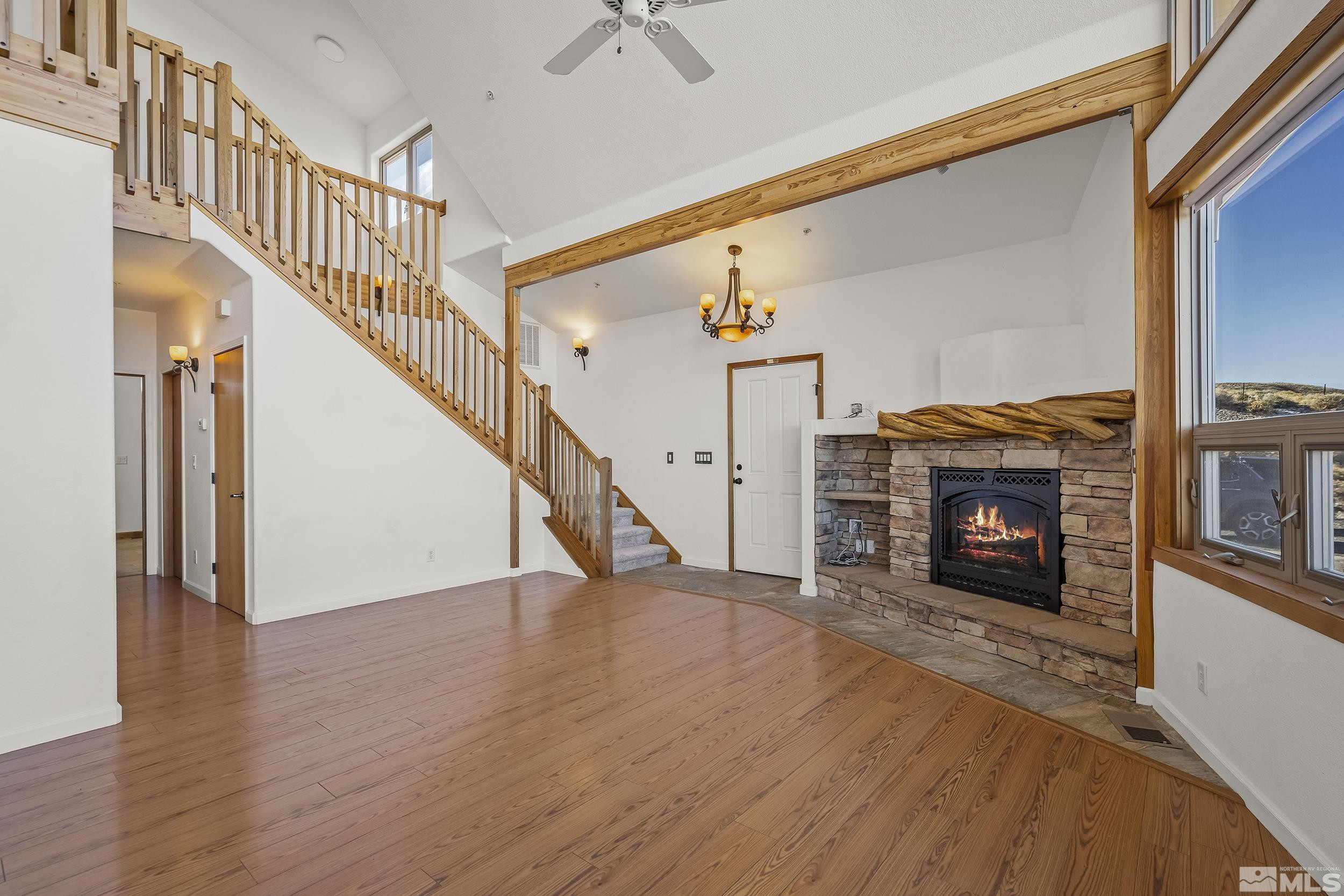 great room w/ fireplace