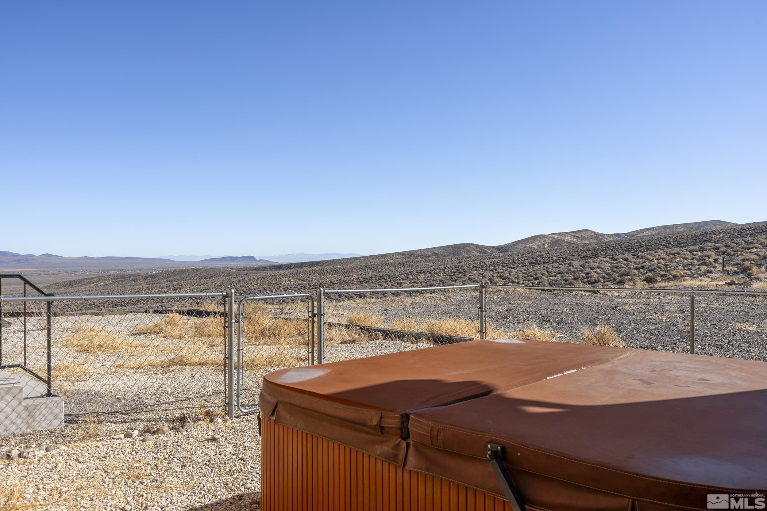 jacuzzi hot tub