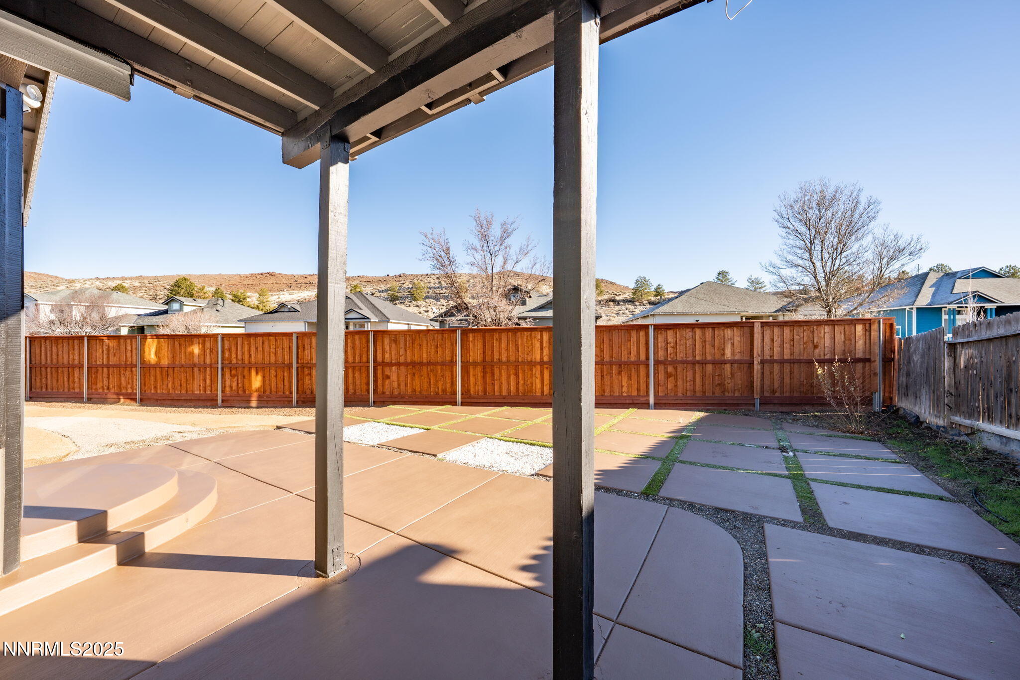 40-web-or-mls-7510 Michaela exterior-3