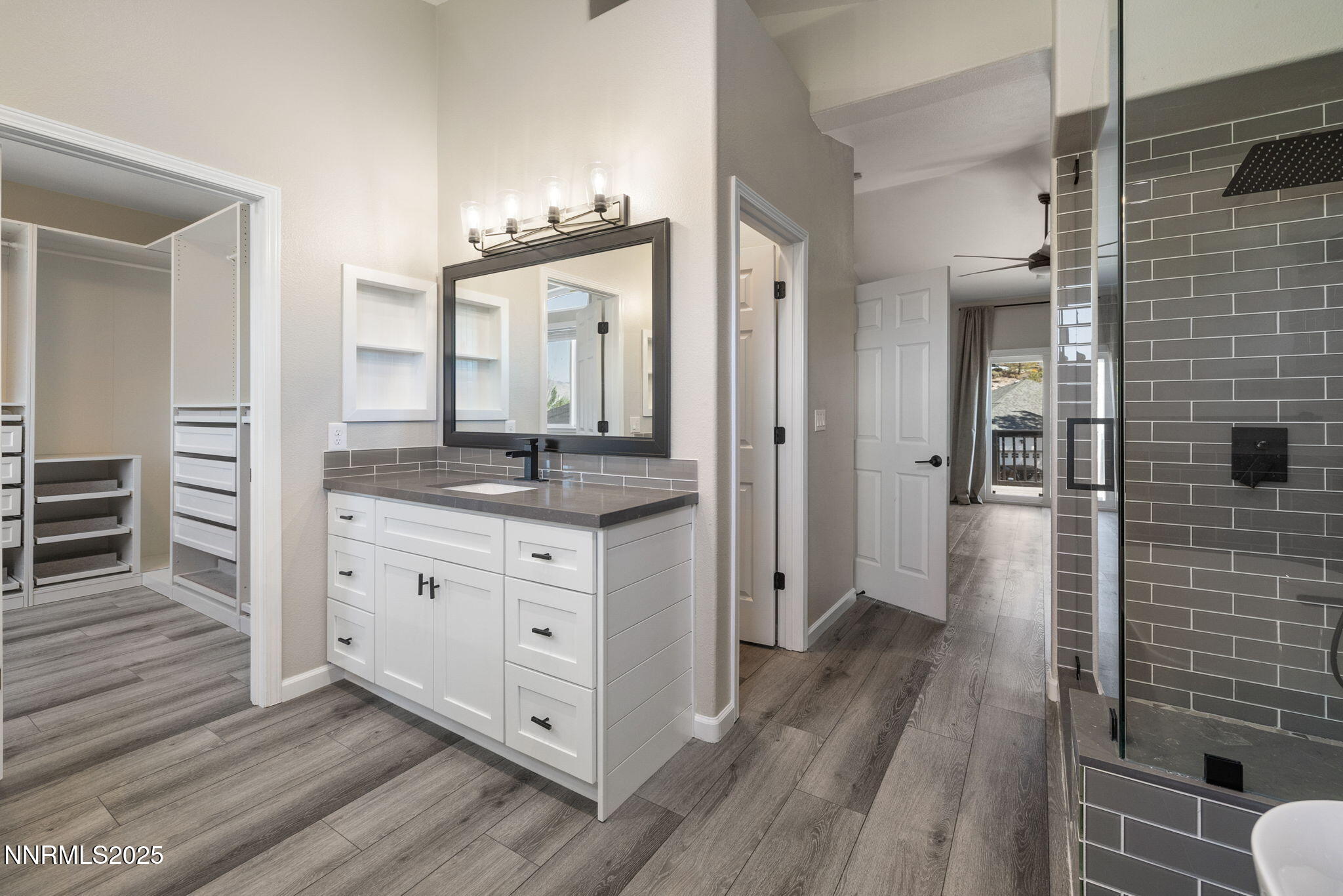 13-web-or-mls-7510 Michaela Dr-21