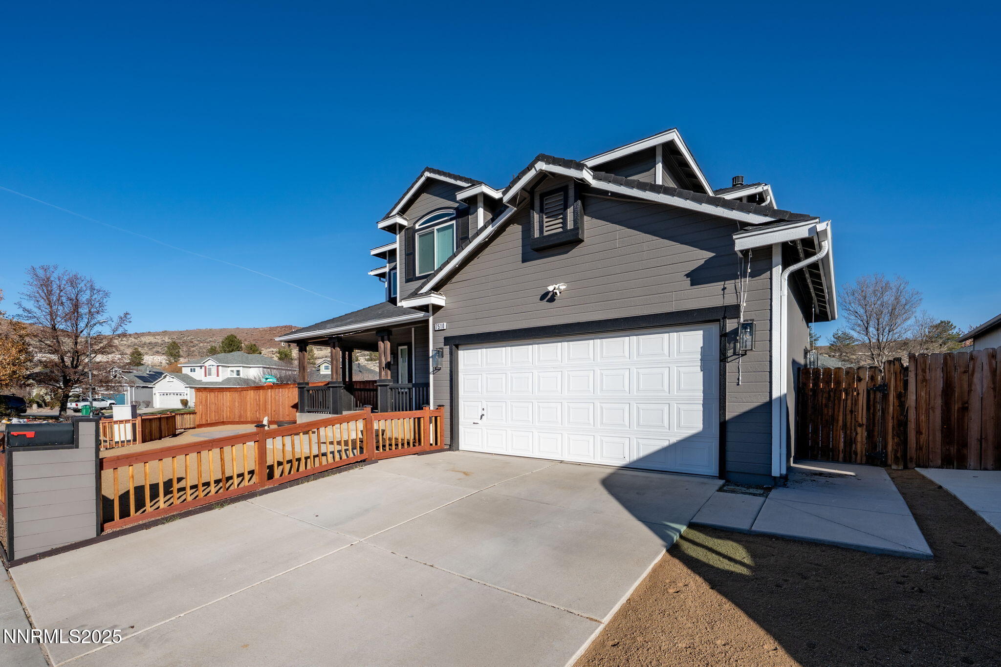 39-web-or-mls-7510 Michaela exterior-7