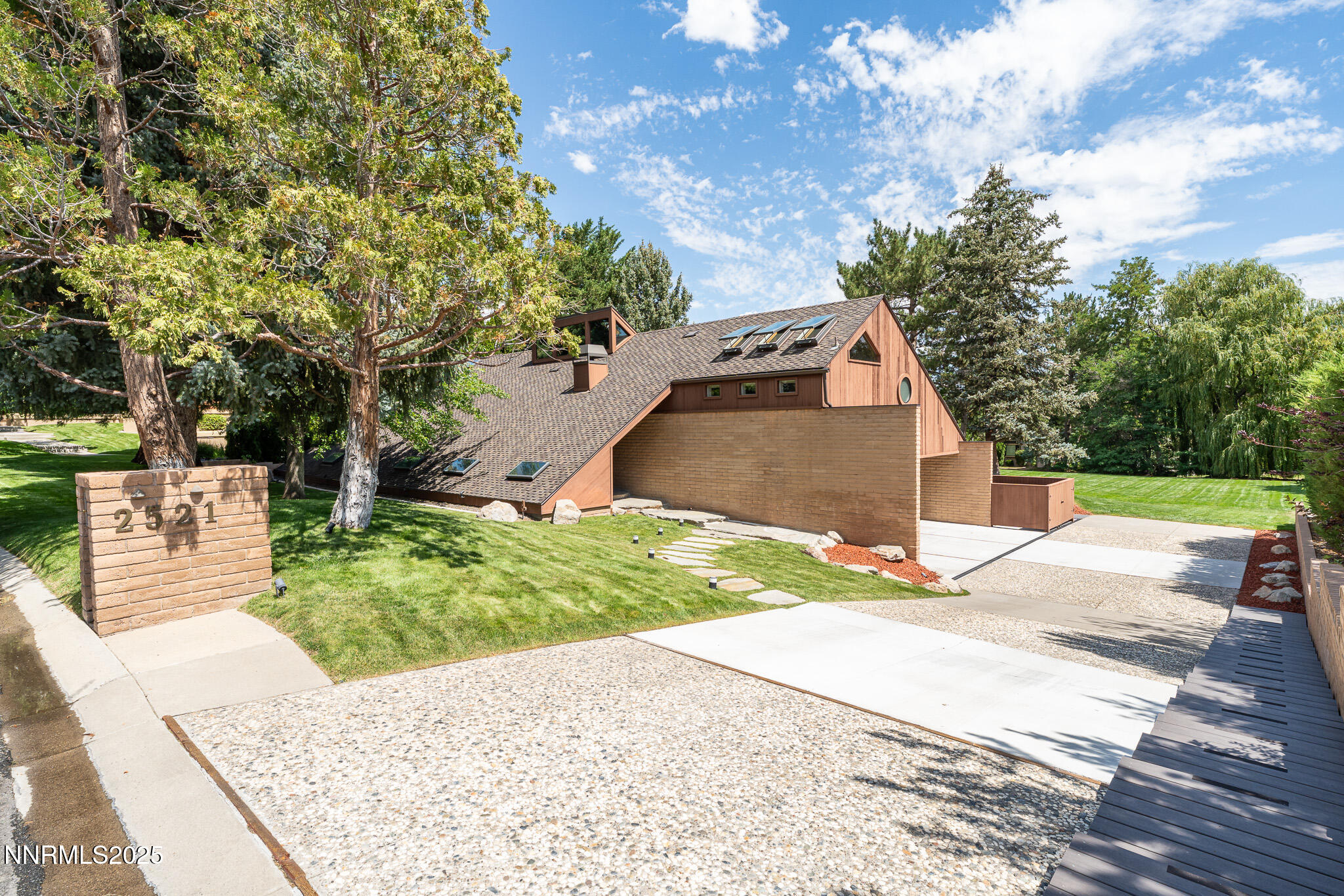 2521 Lake Ridge Shores-01