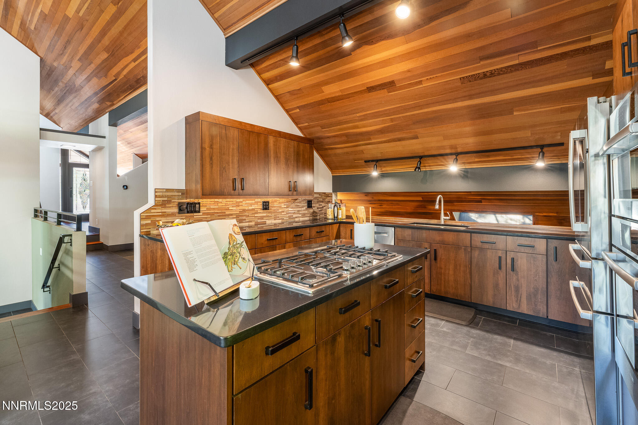 2521 Lake Ridge Shores-32