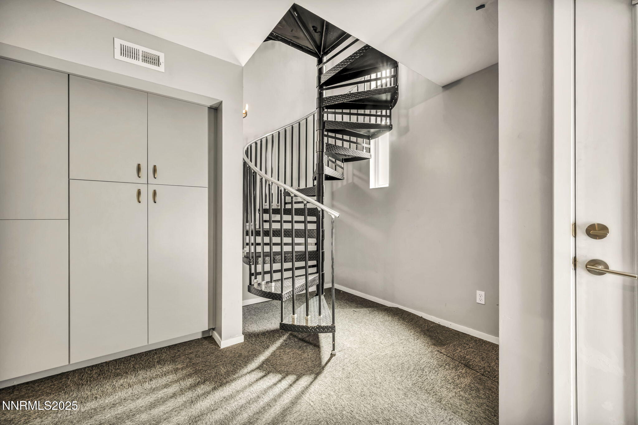 130-web-or-mls-343-mt-rose-st