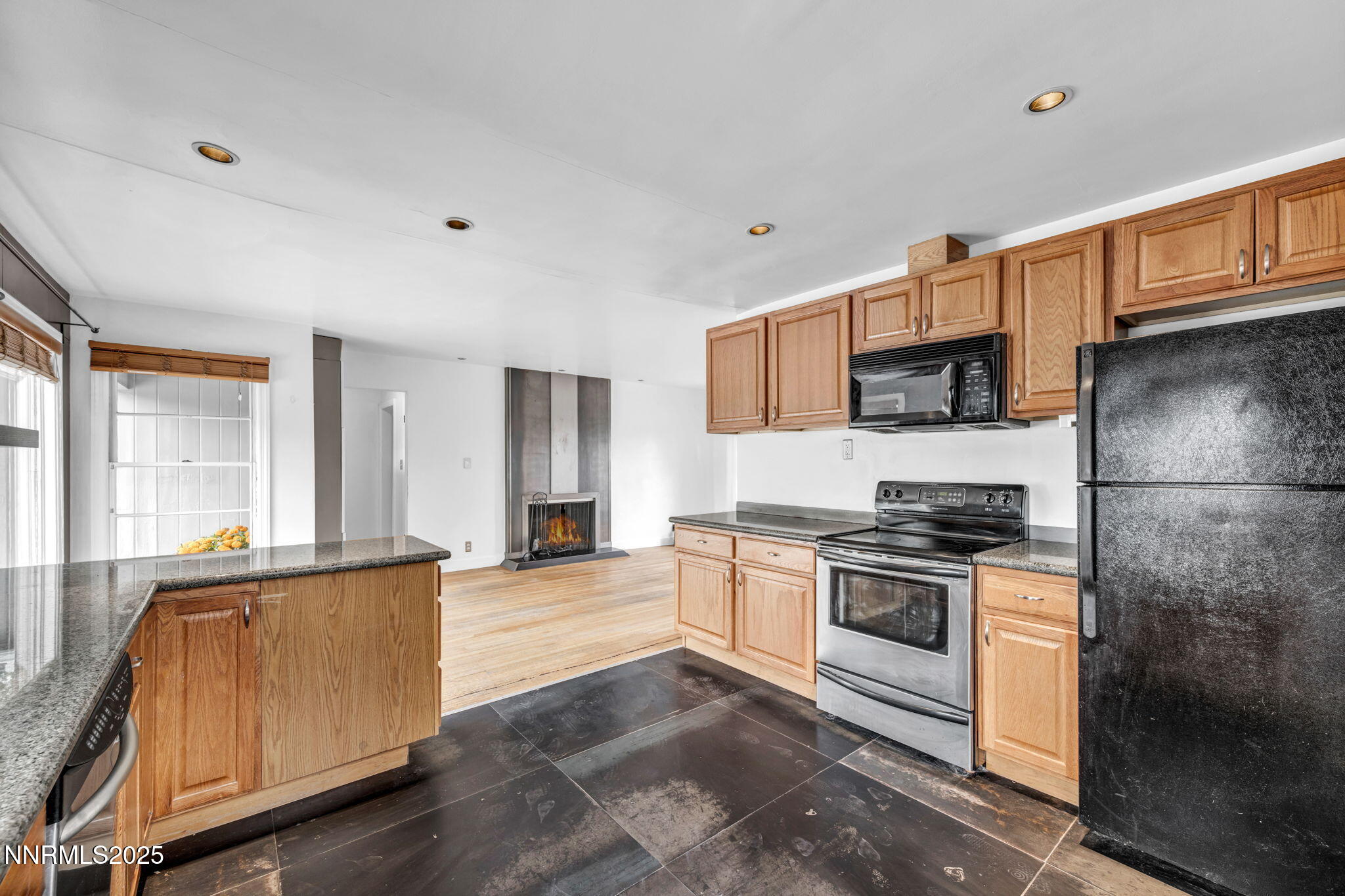 35-web-or-mls-343-mt-rose-st