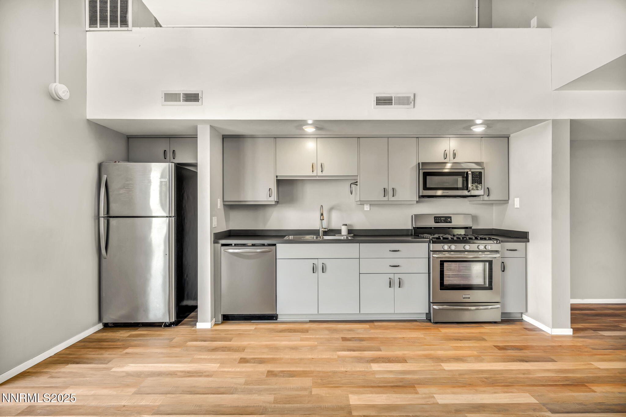 138-web-or-mls-343-mt-rose-st