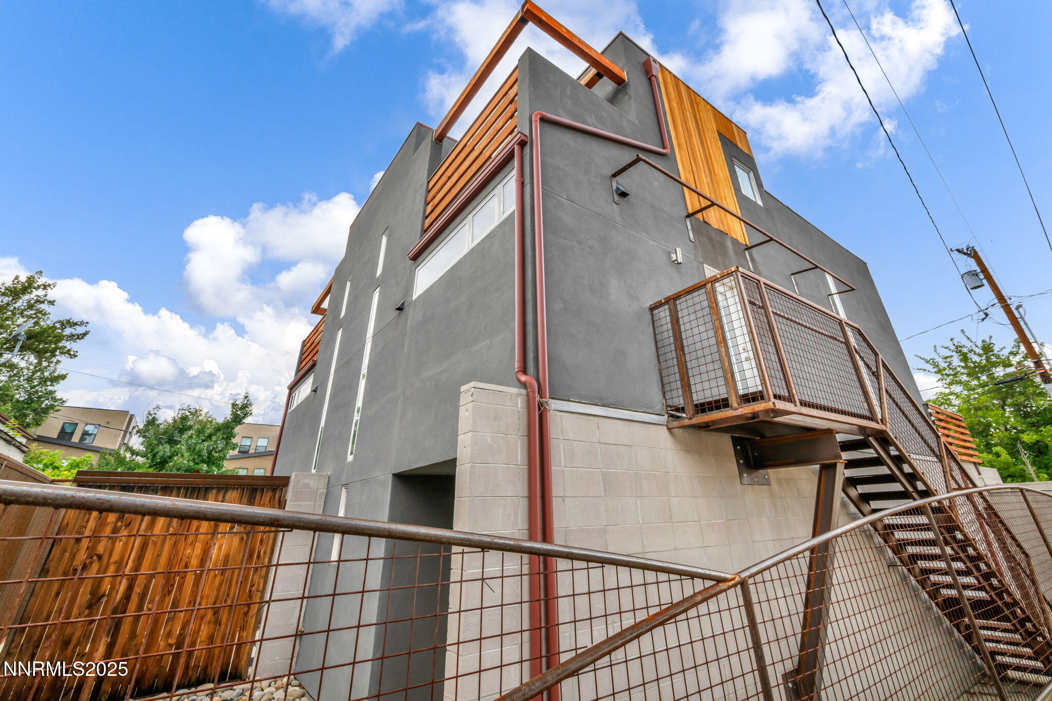 343 & 347 Mount Rose St. Street