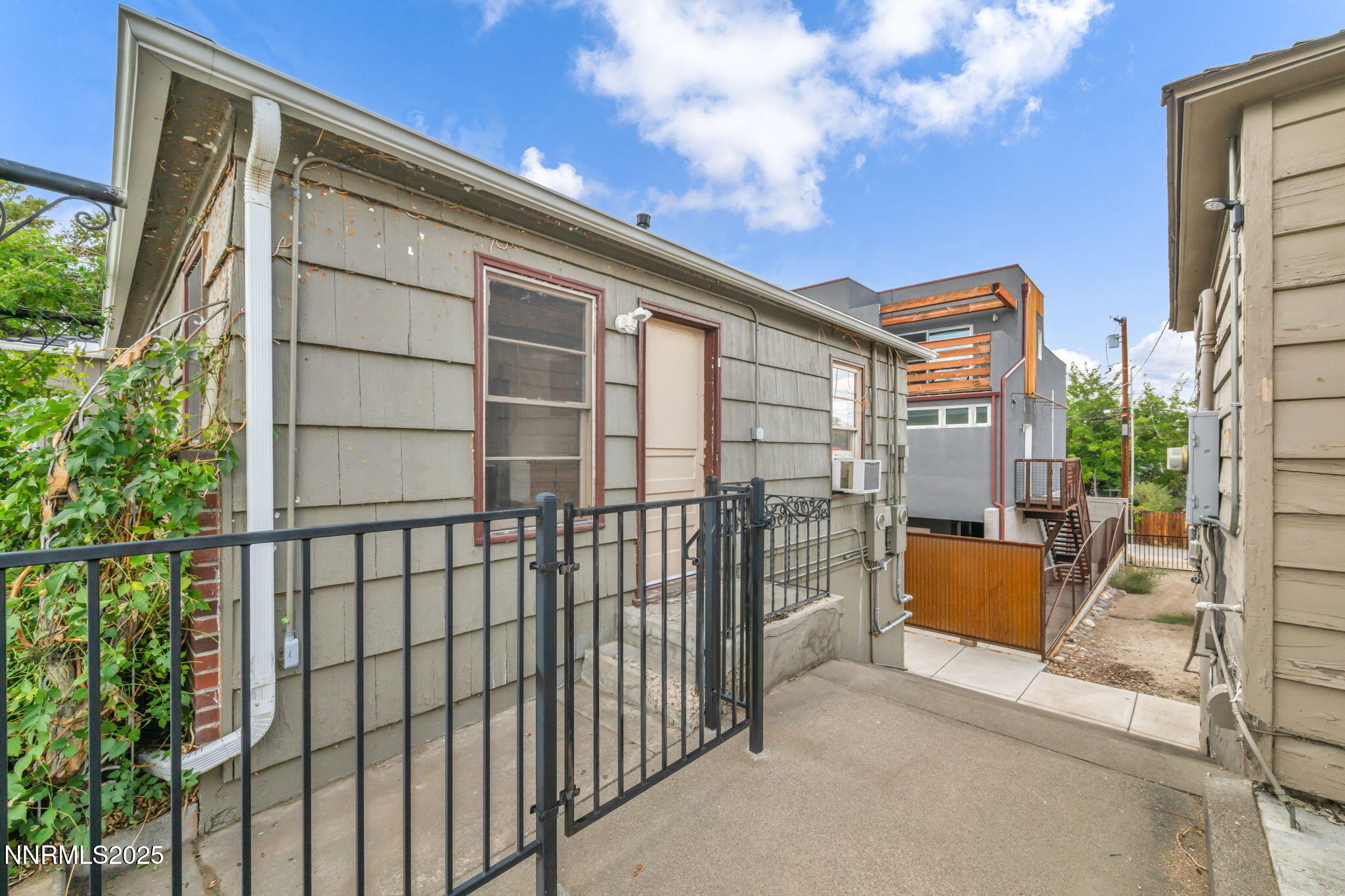 6-web-or-mls-343-mt-rose-st