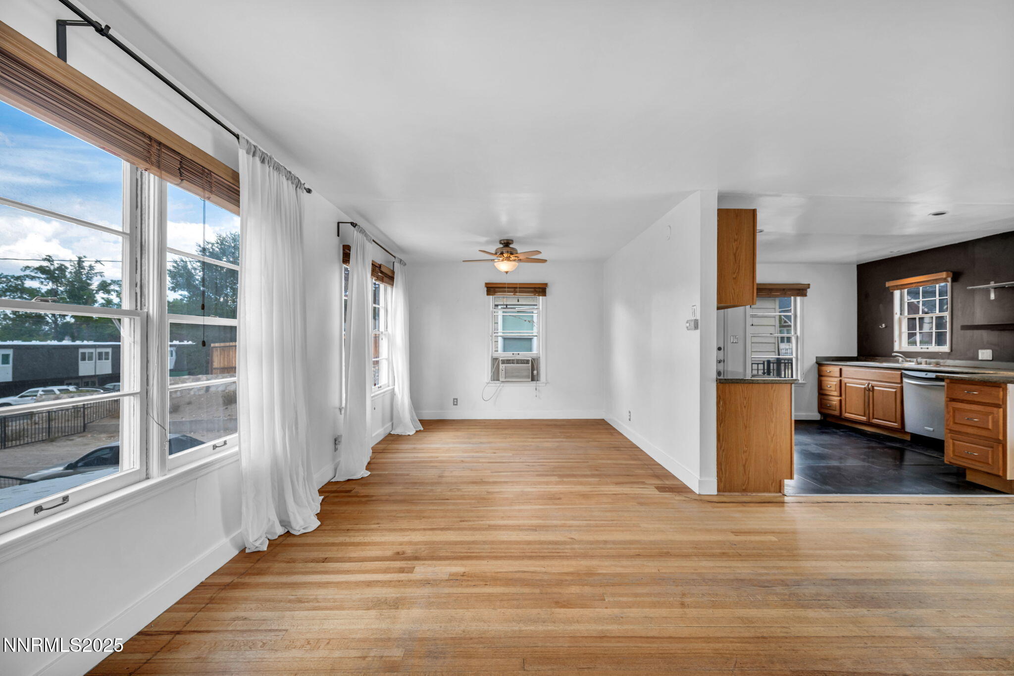 48-web-or-mls-343-mt-rose-st