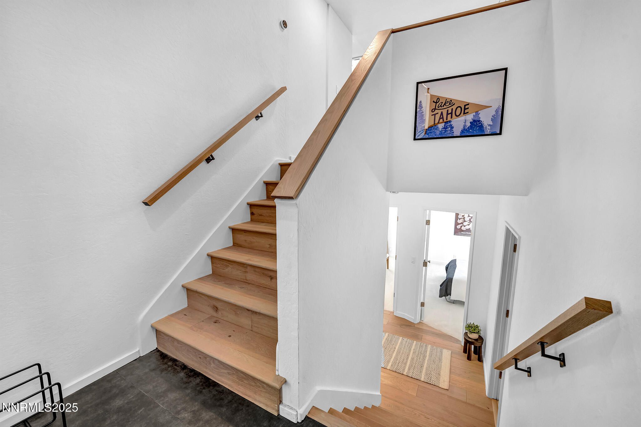 94-web-or-mls-696-village-blvd-31