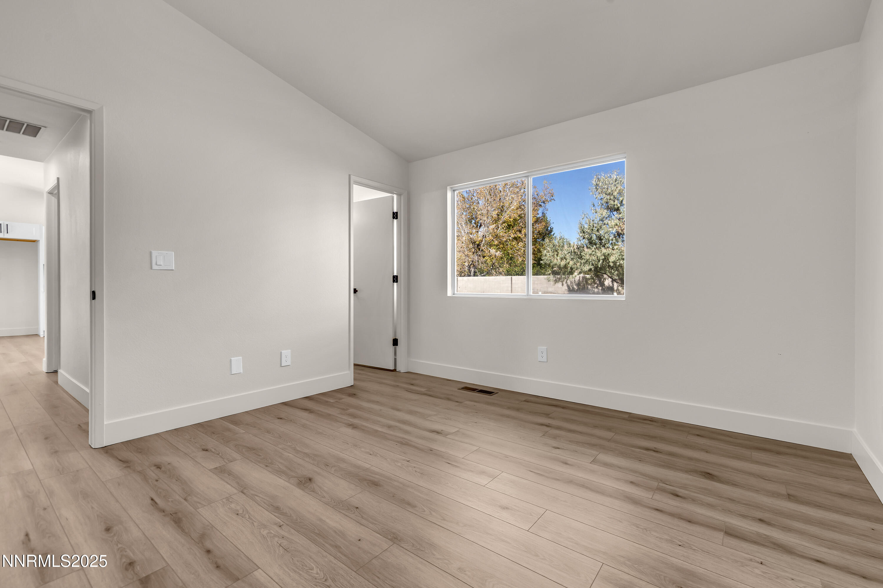 ShiftingSands8275-017