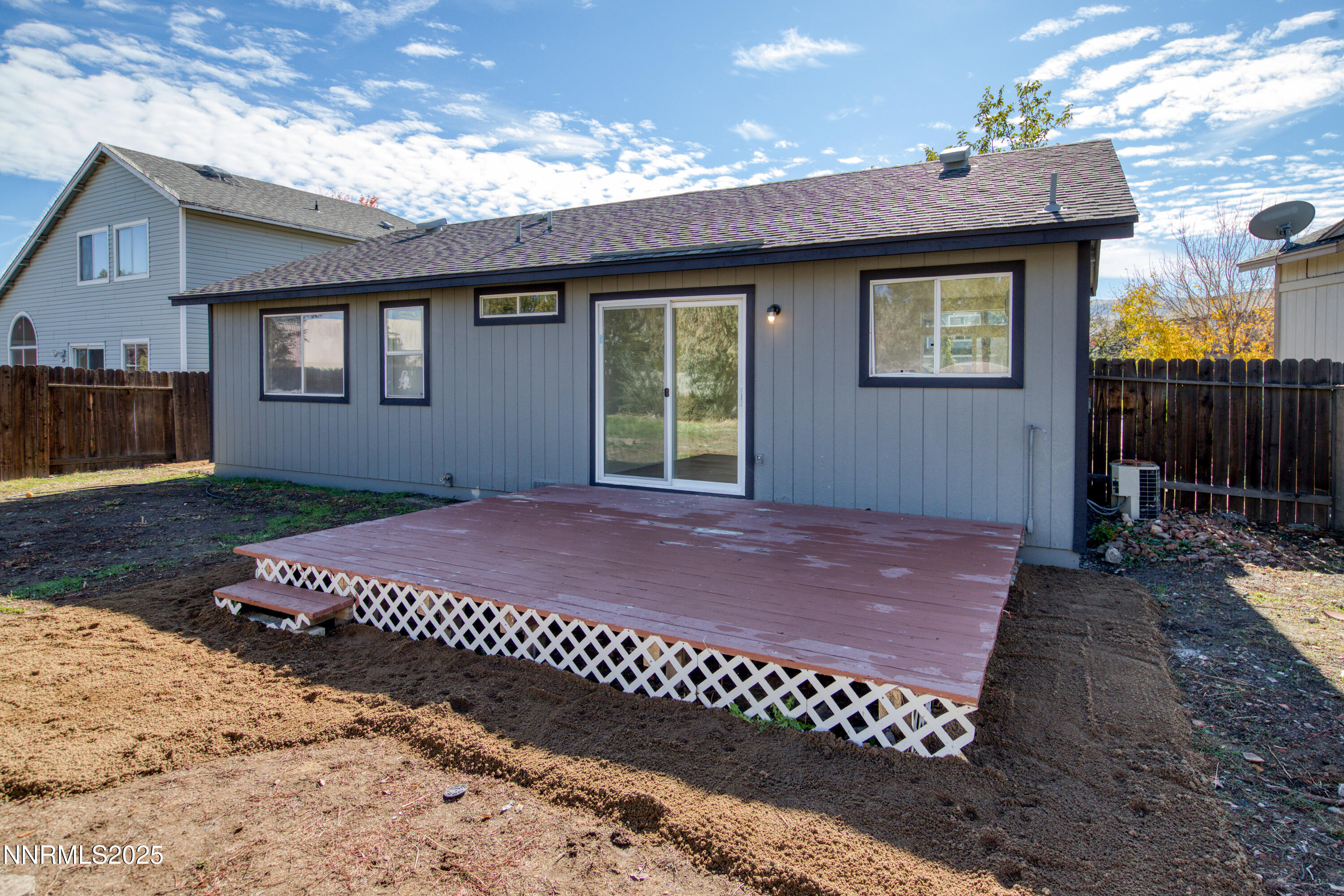 ShiftingSands8275-033