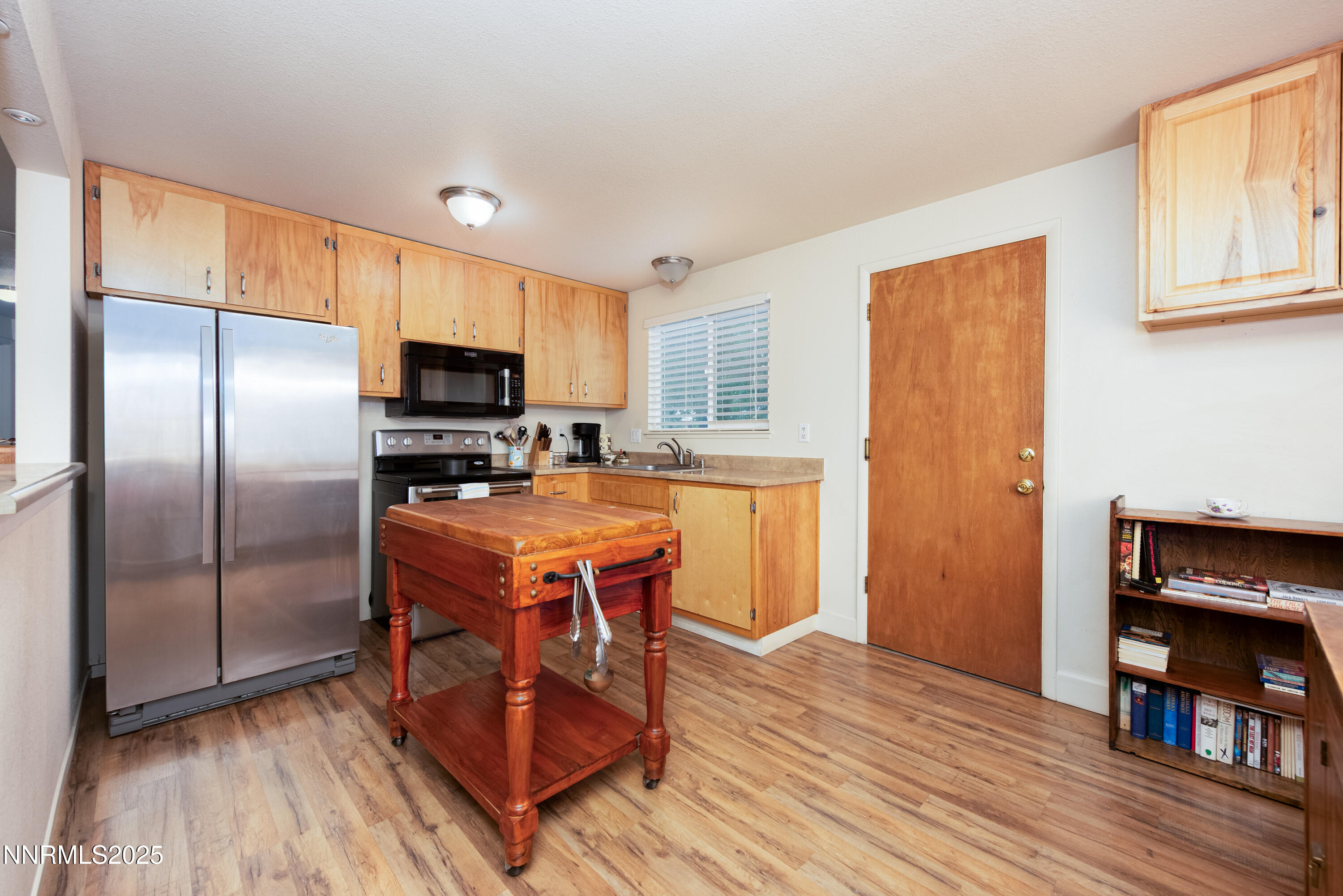 1399 Waterloo Lane