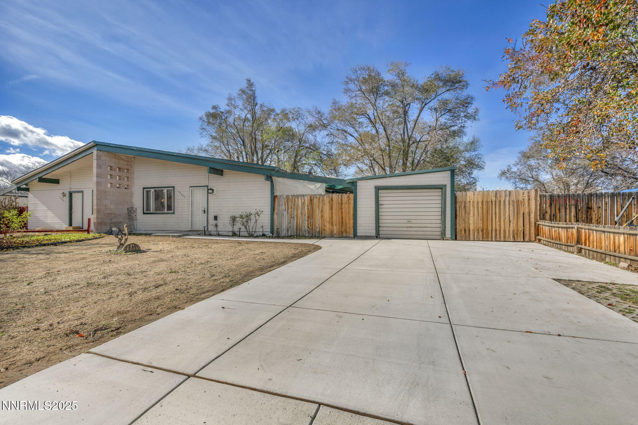 6-web-or-mls-13623-mt-baldy-st