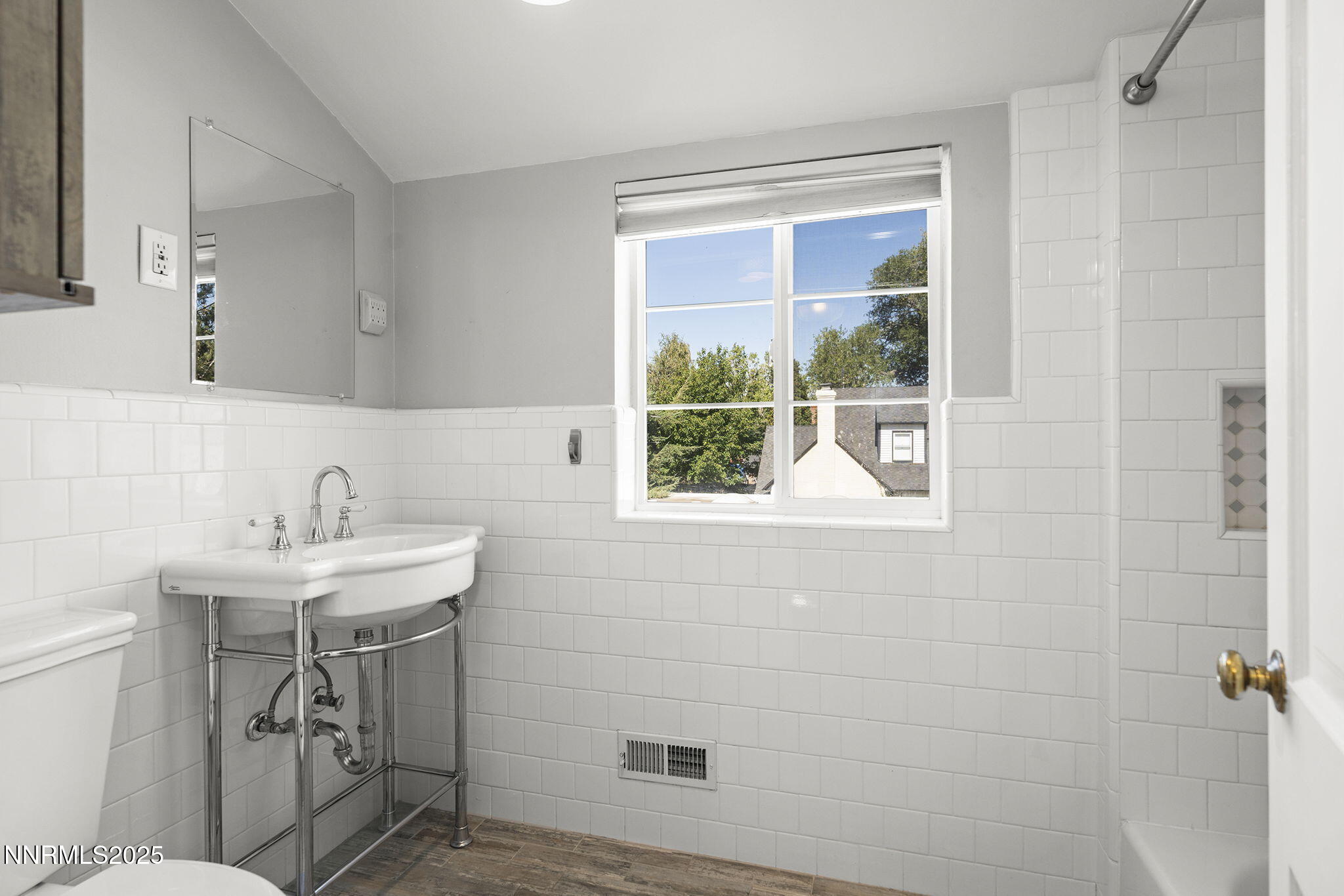 24-web-or-mls-_DSC9363