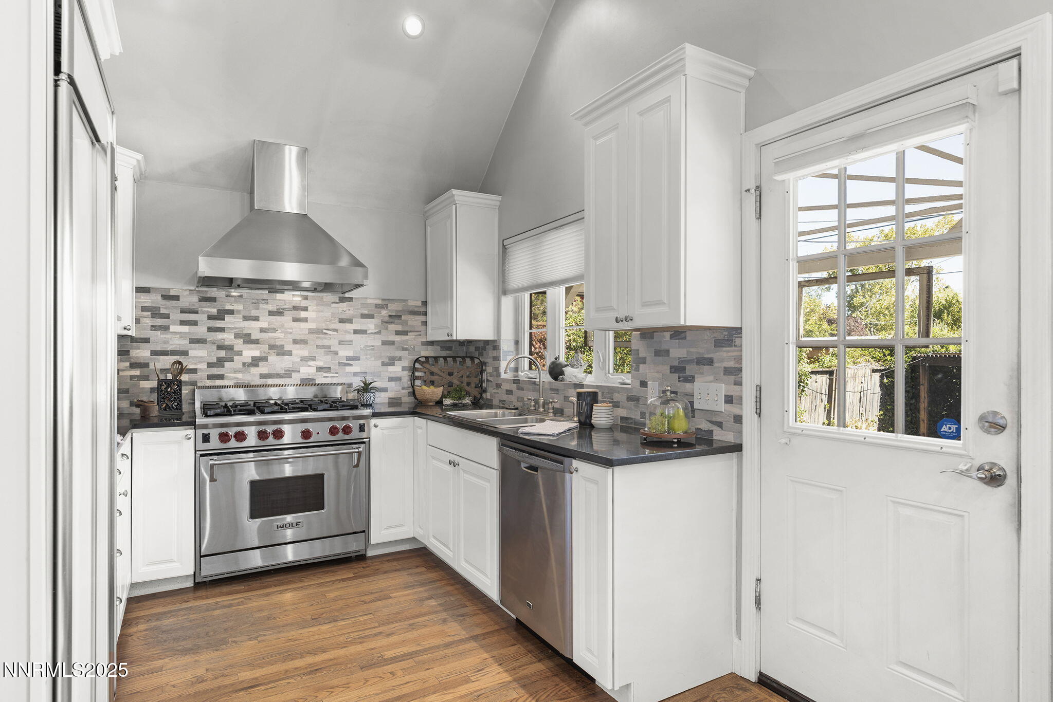 11-web-or-mls-_DSC9328