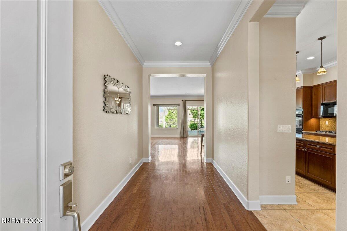 1665 Ashland Bluff Way