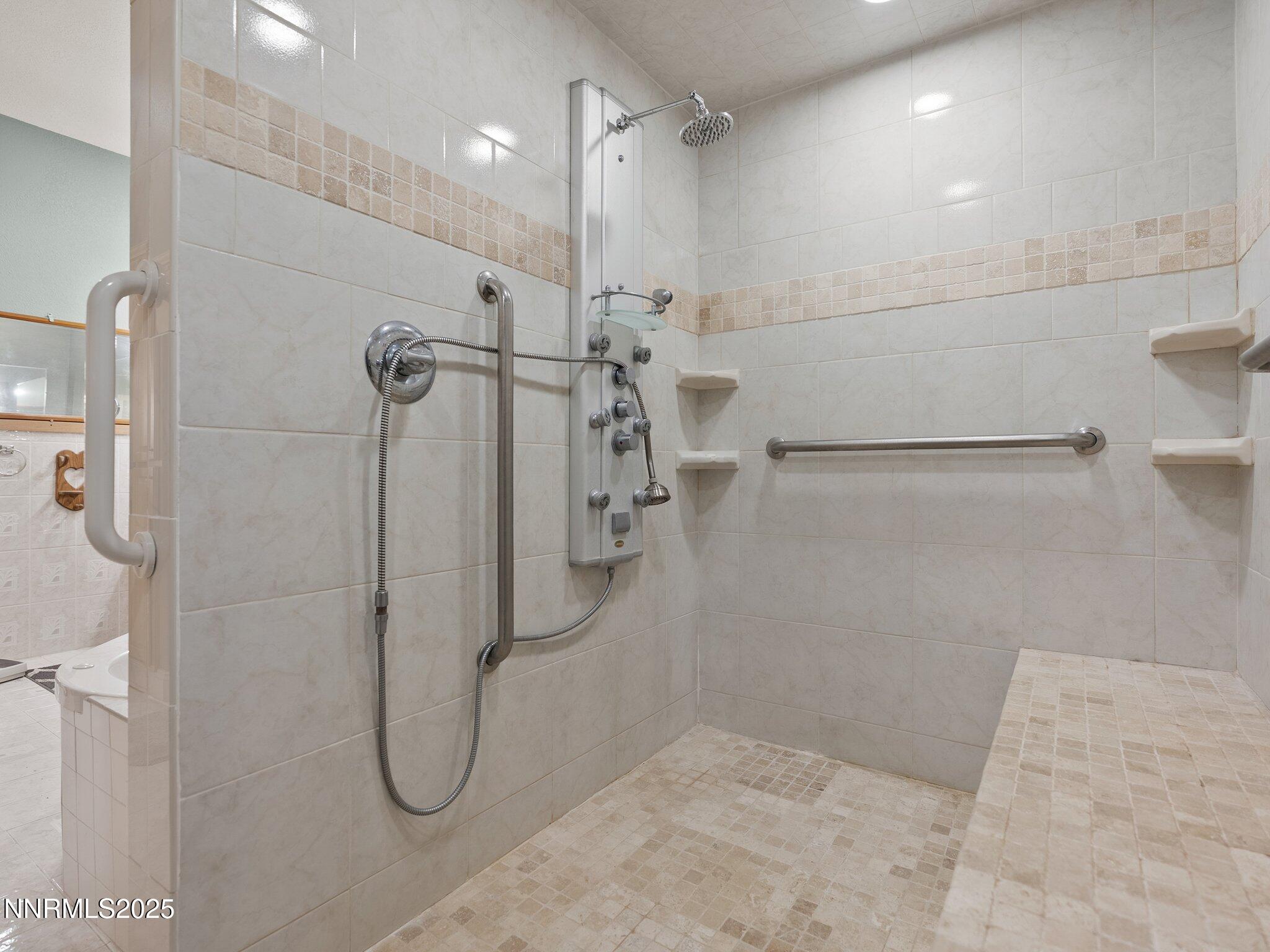 5610 Matterhorn Blvd -122