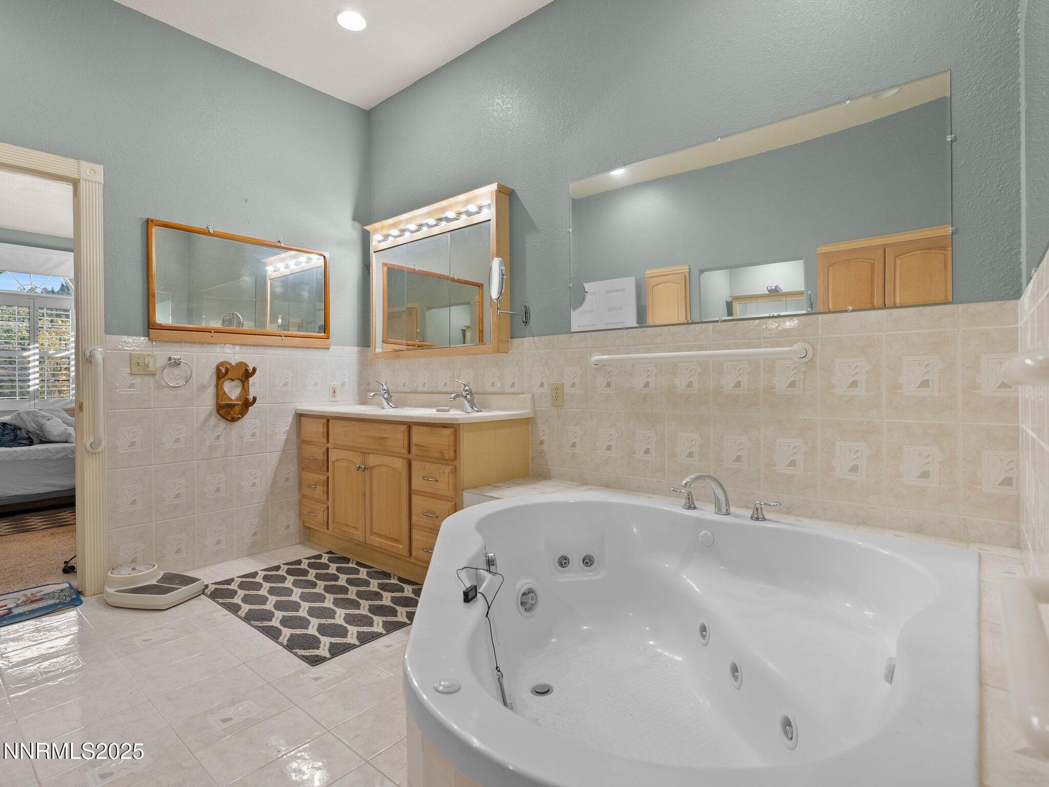 5610 Matterhorn Blvd -121