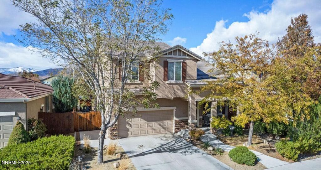 Photo of 932 Lakeview Drive, Dayton, NV 89403 (MLS # 250056496)