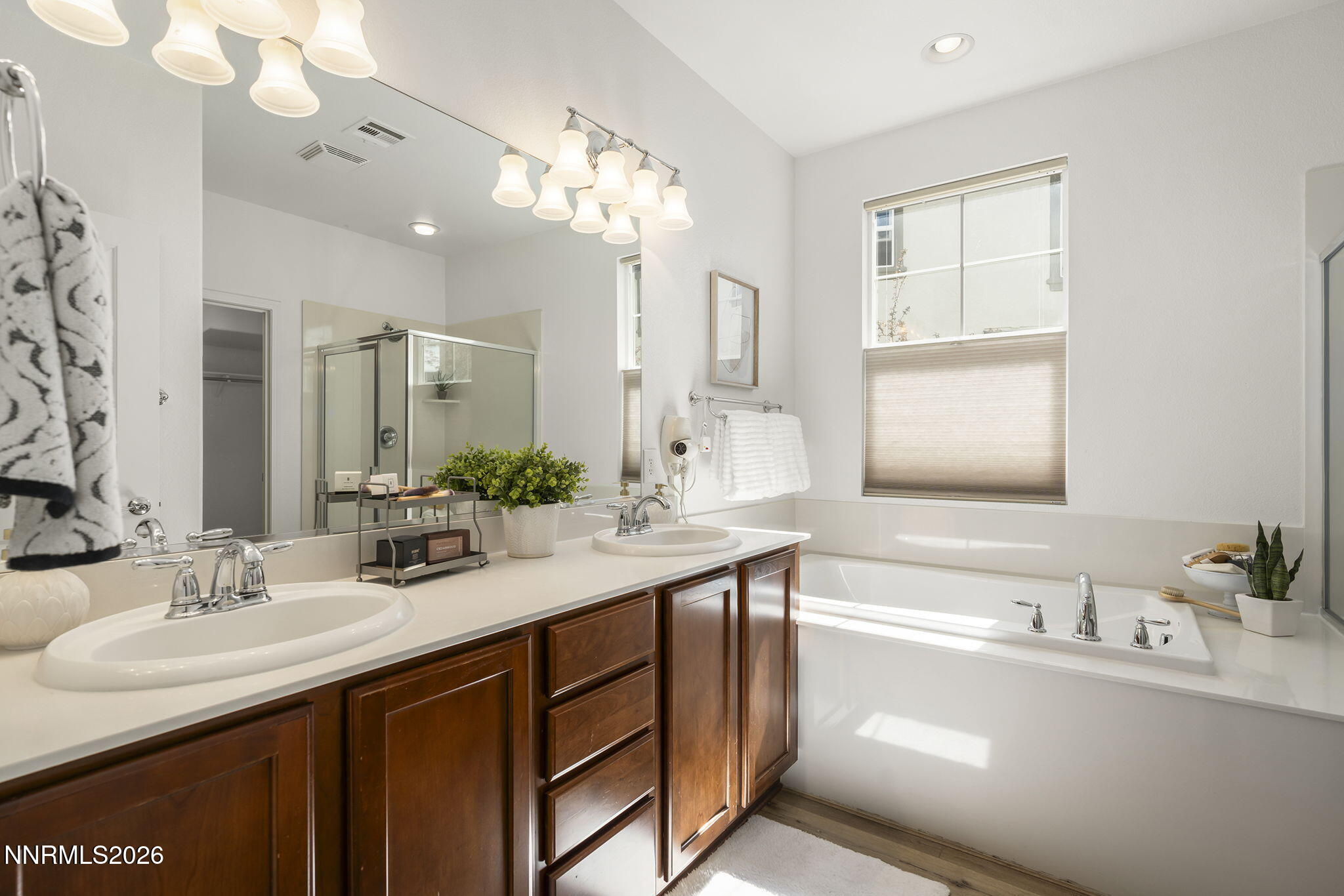 20-web-or-mls-_DSC5923