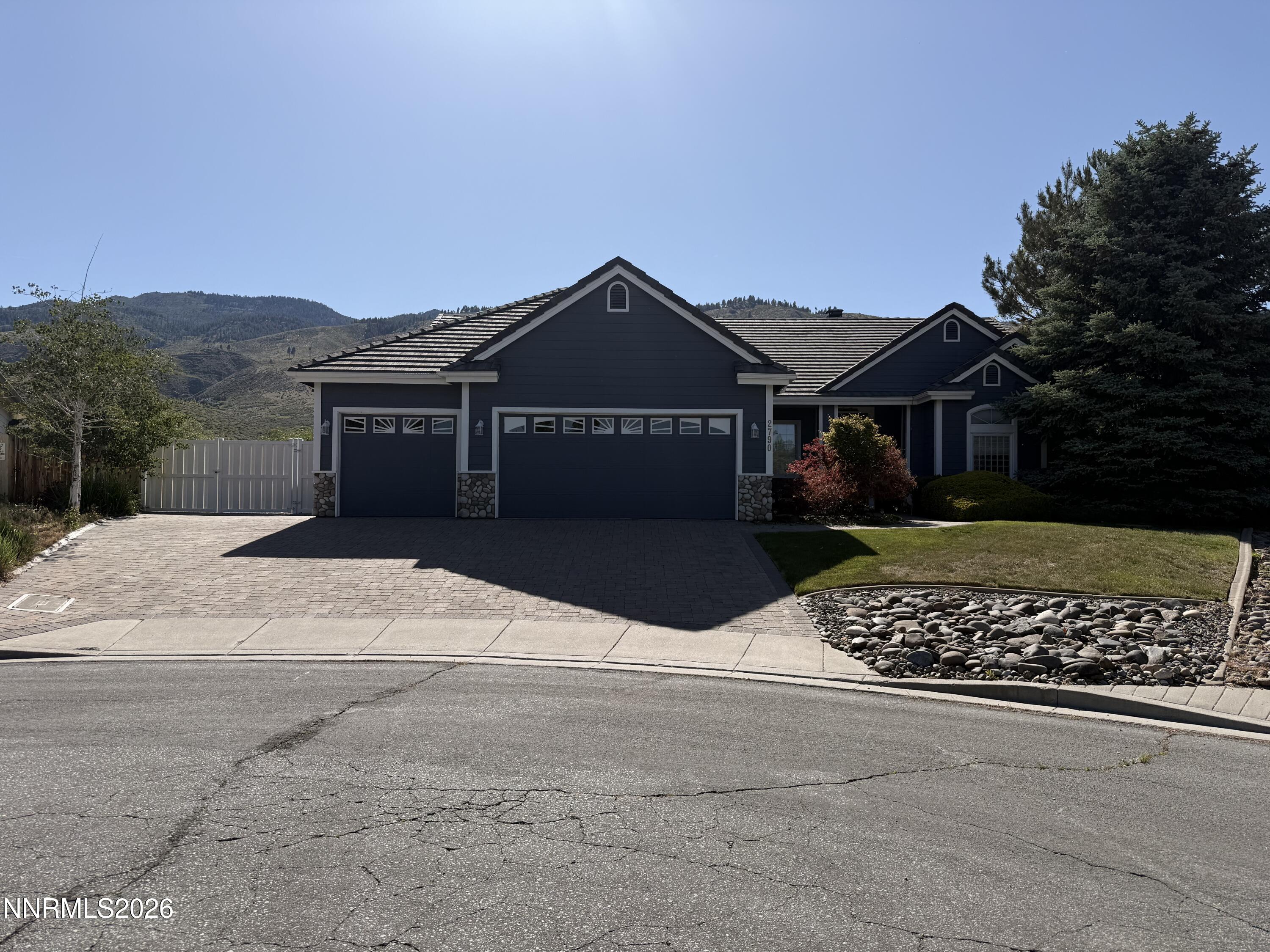2790 Waterford Place