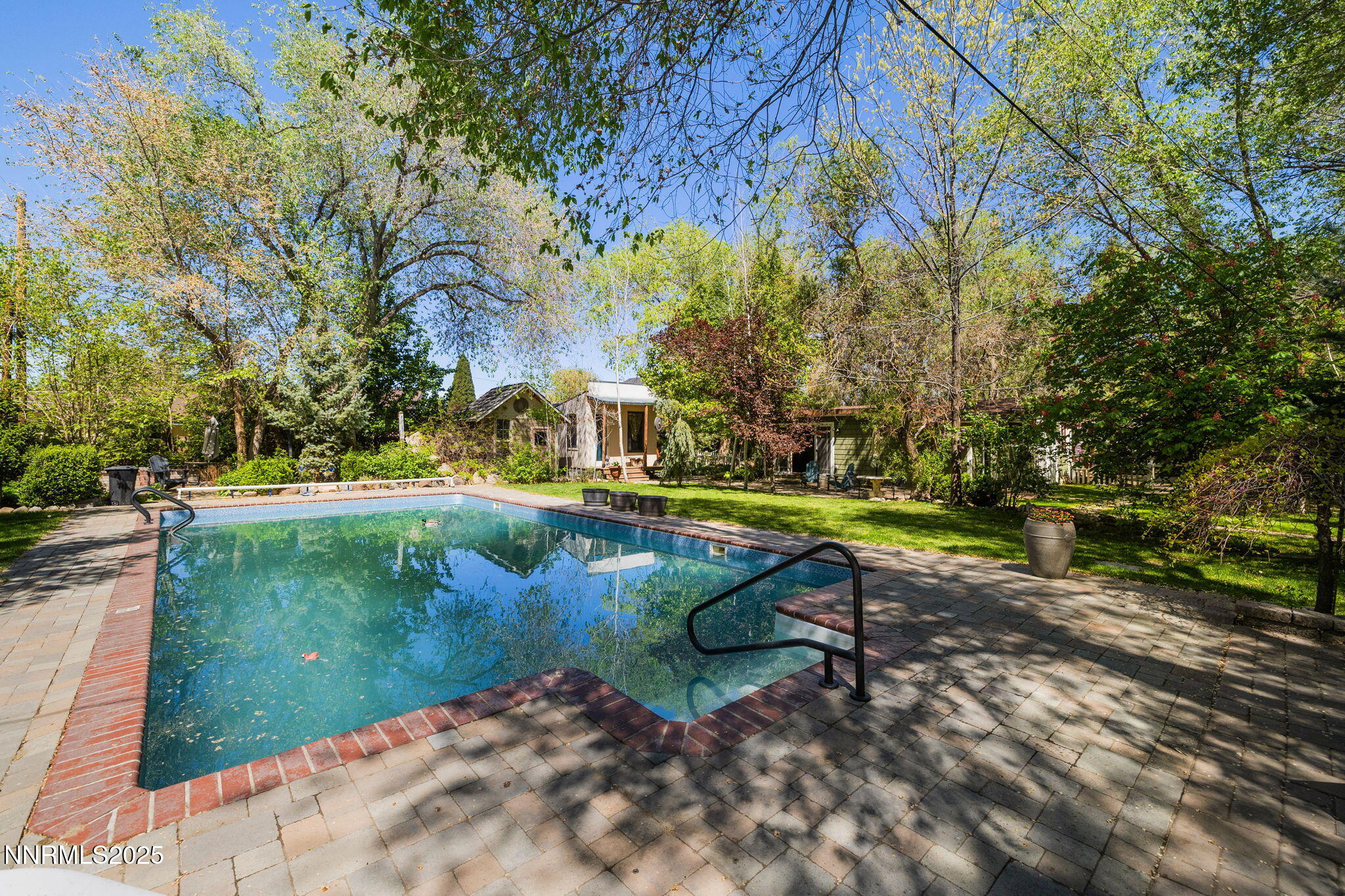 62-web-or-mls-1555 Marsh-40