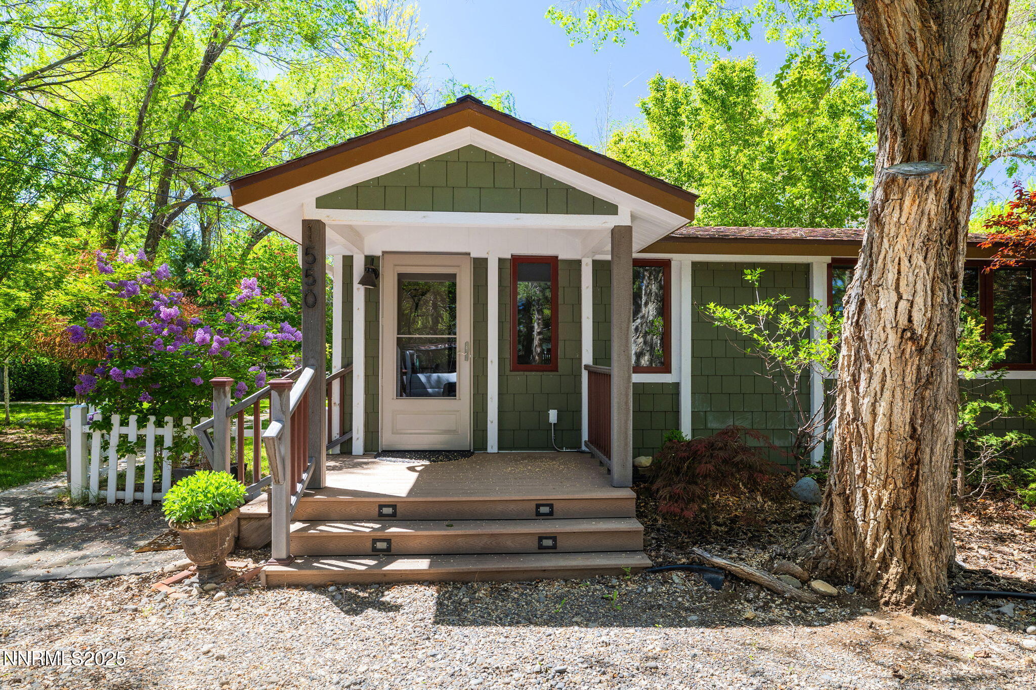 55-web-or-mls-1555 Marsh-34