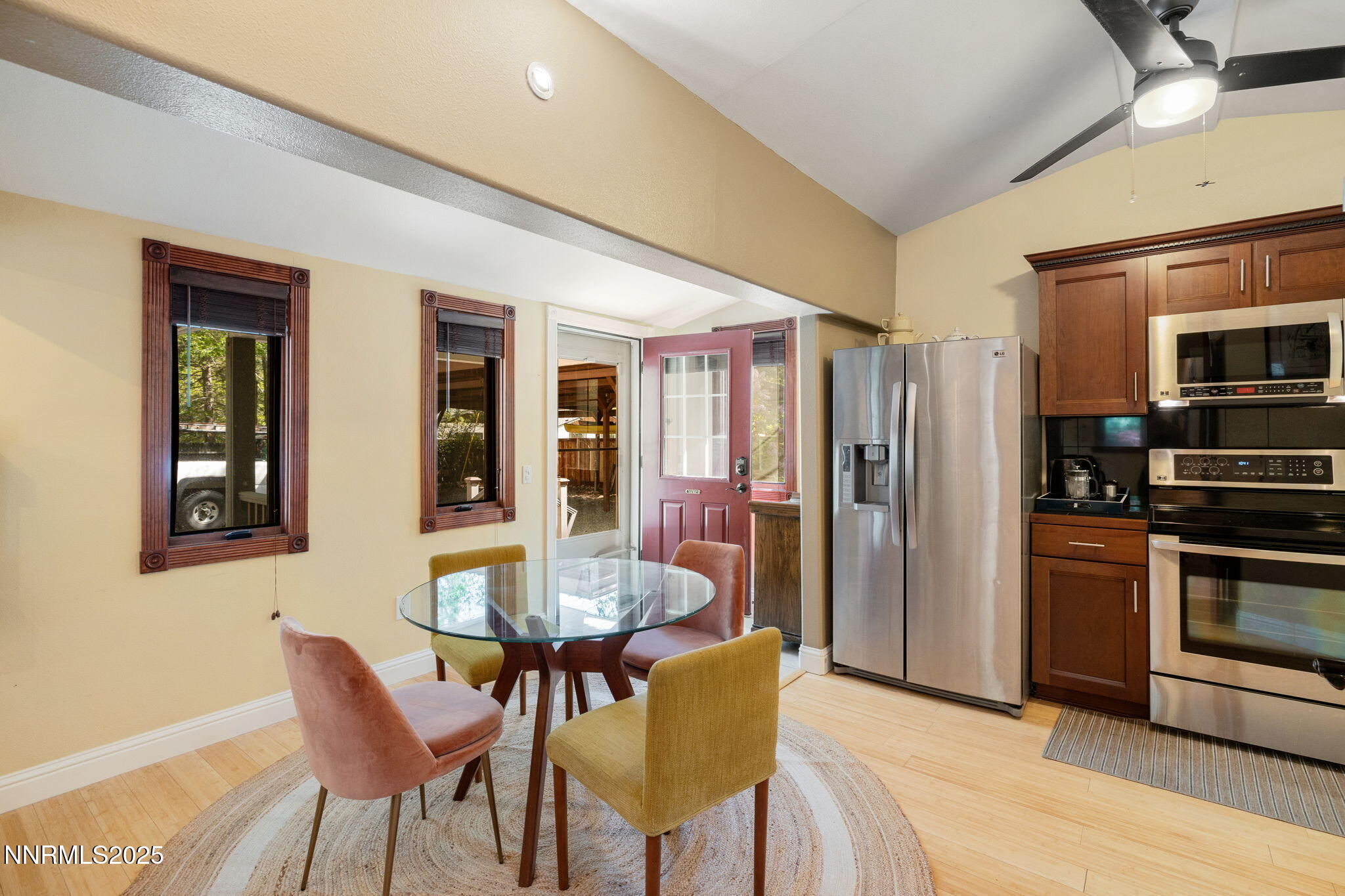 46-web-or-mls-1555 Marsh-24