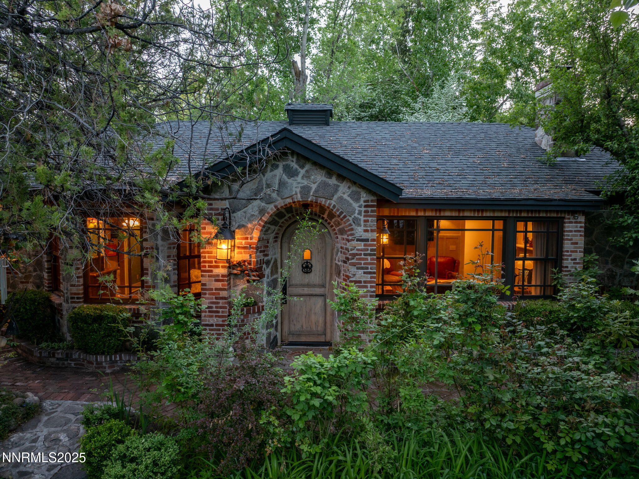 2-web-or-mls-1555 Marsh Drone