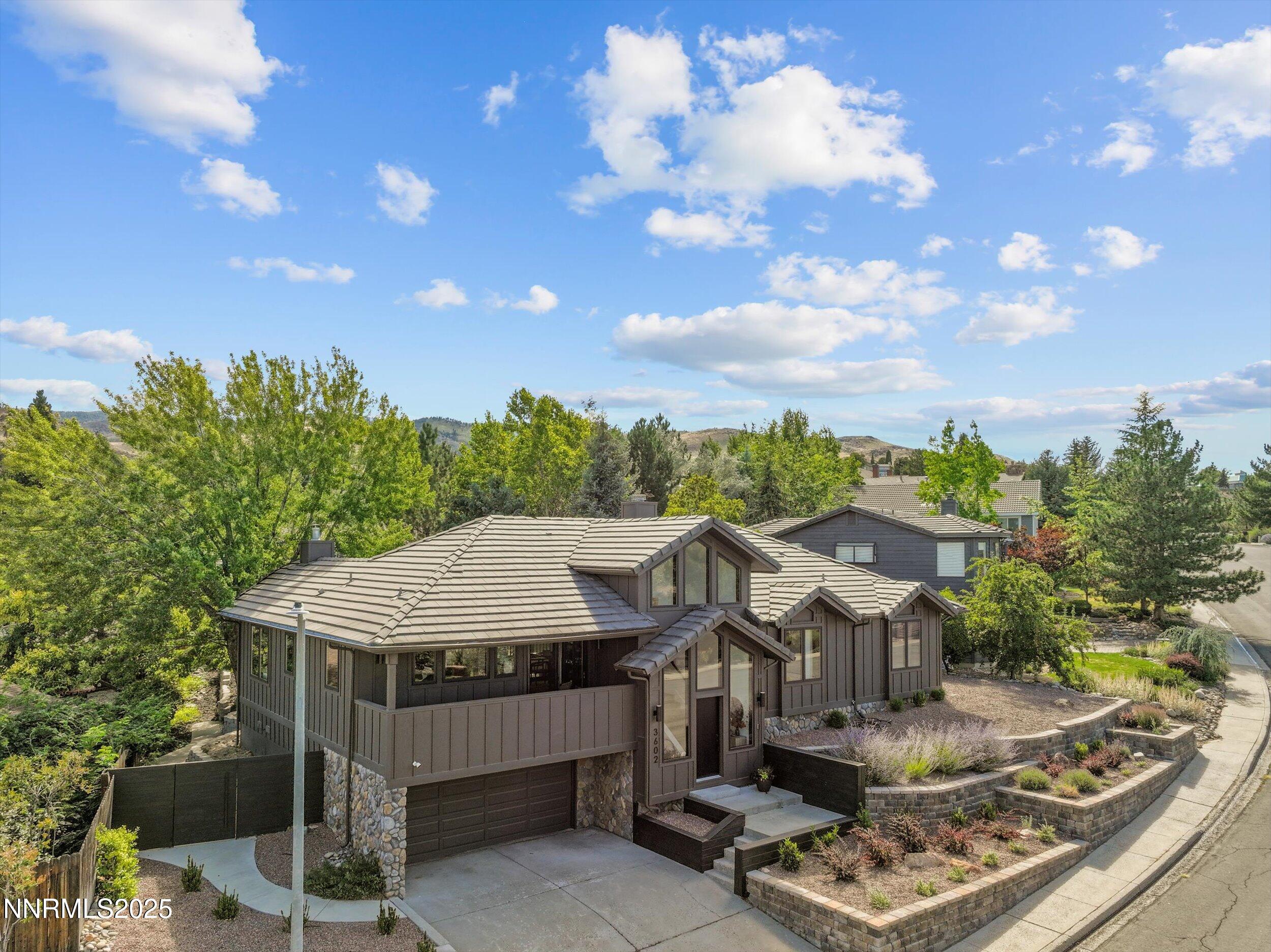 03-DJI_20250813133729_0057_D