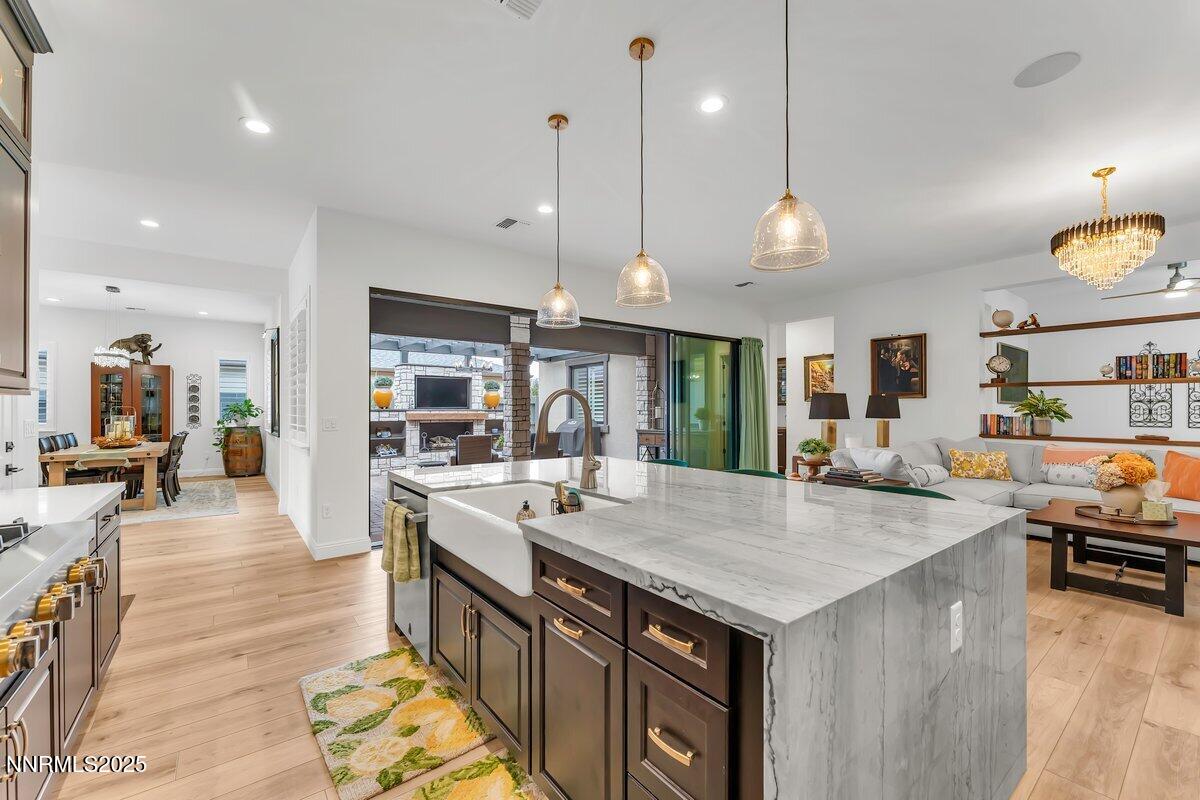 14058 Wingspread Ln Reno NV 89521 24 of