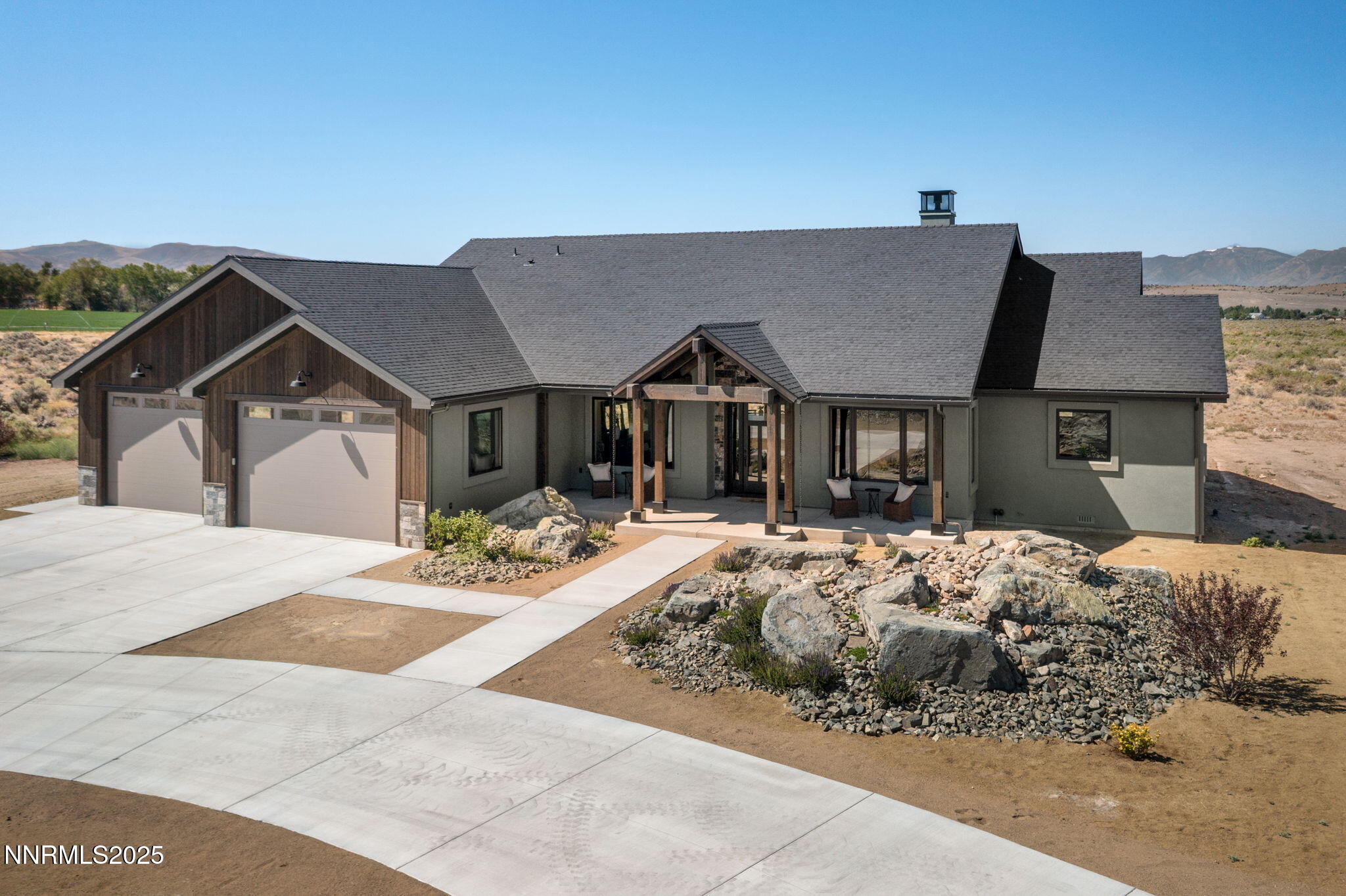 2411 Blaze Court