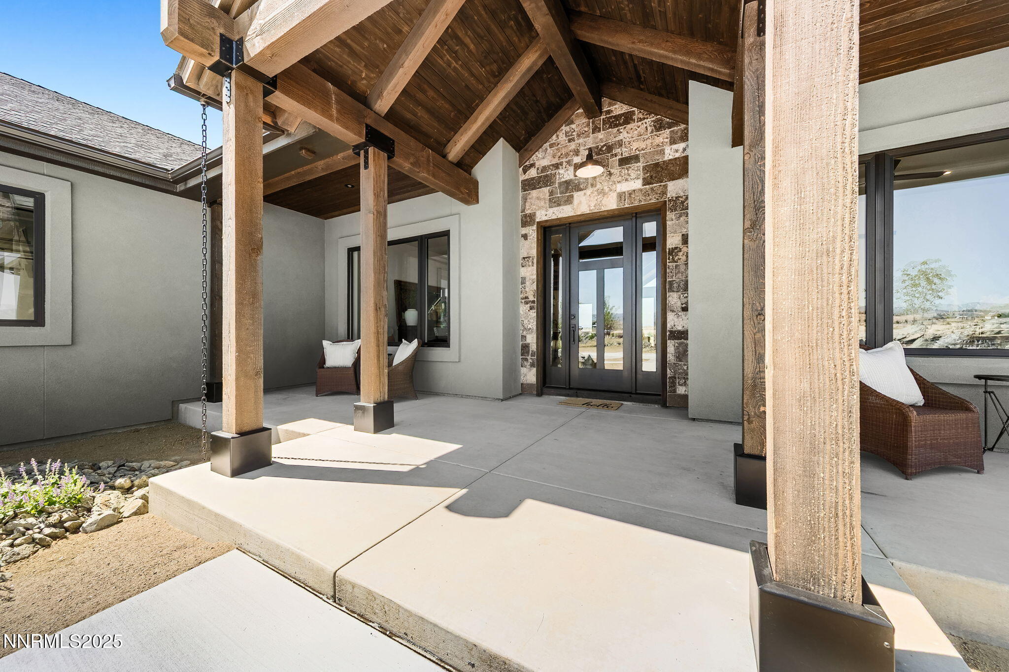 20-web-or-mls-2411 Blaze Ct-21