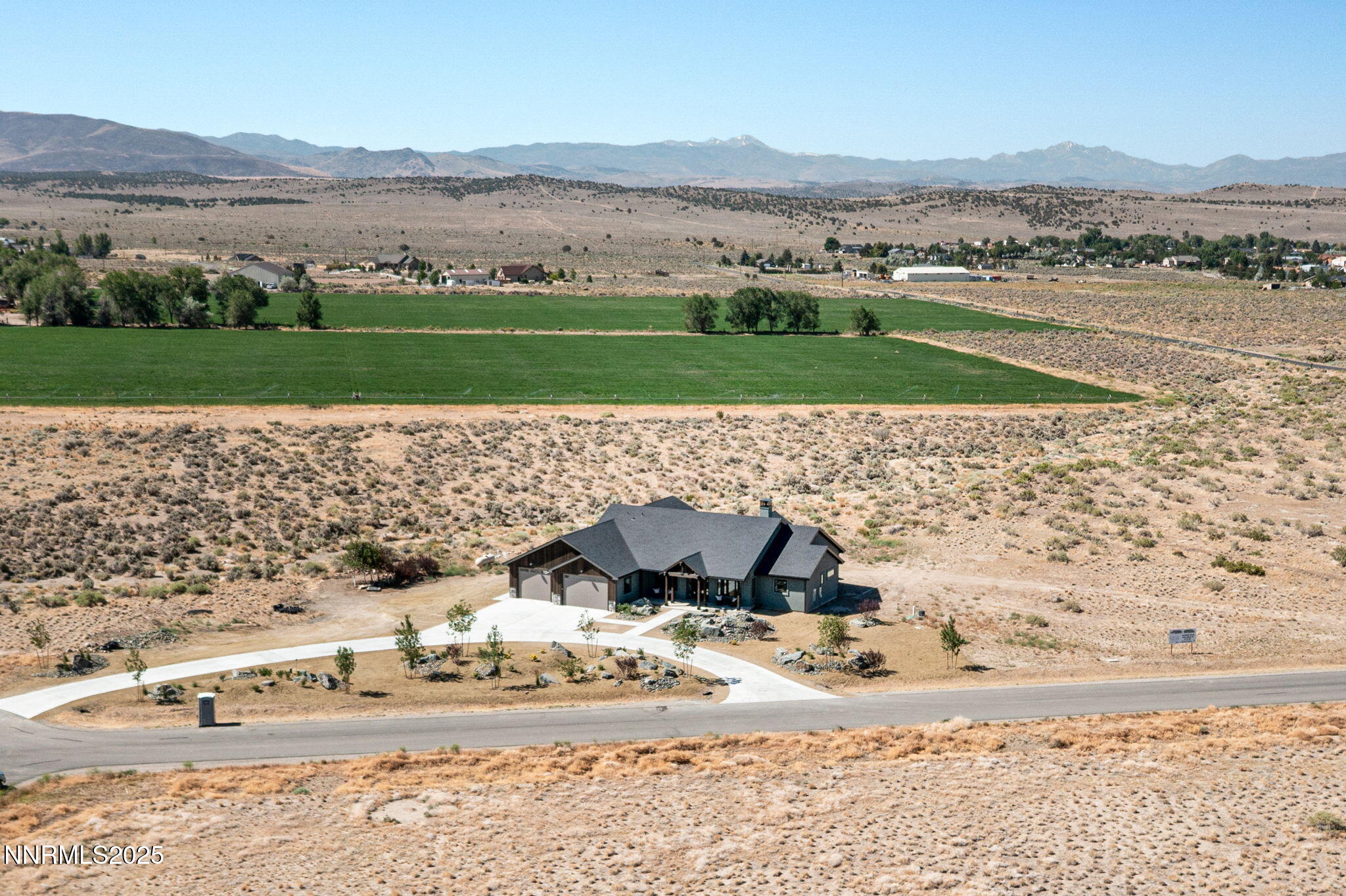 43-web-or-mls-2411 Blaze Ct-46