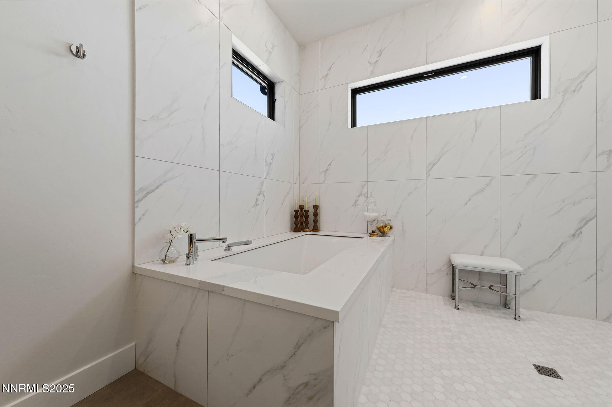 39-web-or-mls-2411 Blaze Ct-41