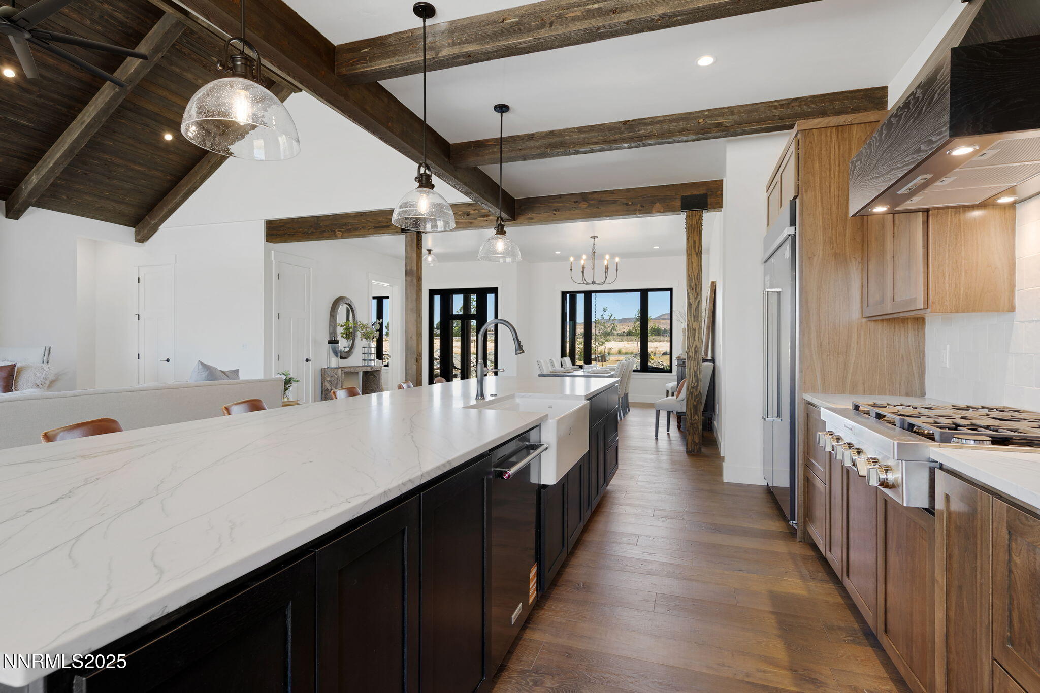 100-web-or-mls-2411 Blaze Ct-101